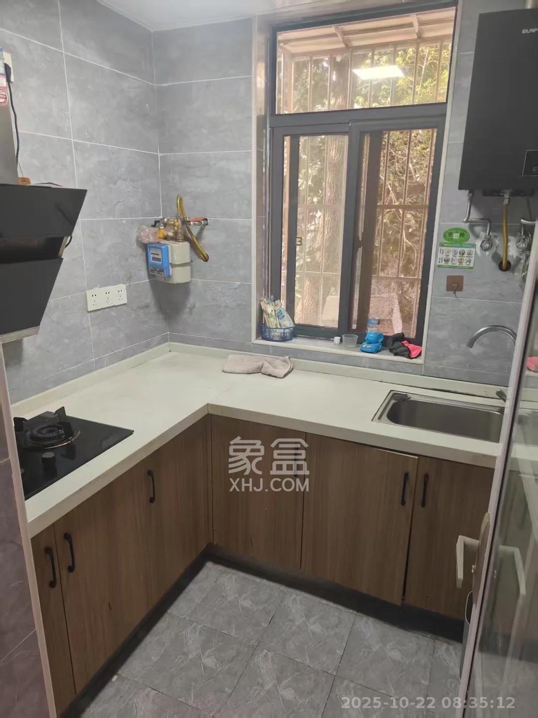 新兴小区（杨家山社区）  3室1厅1卫    1900.0元/月室内图