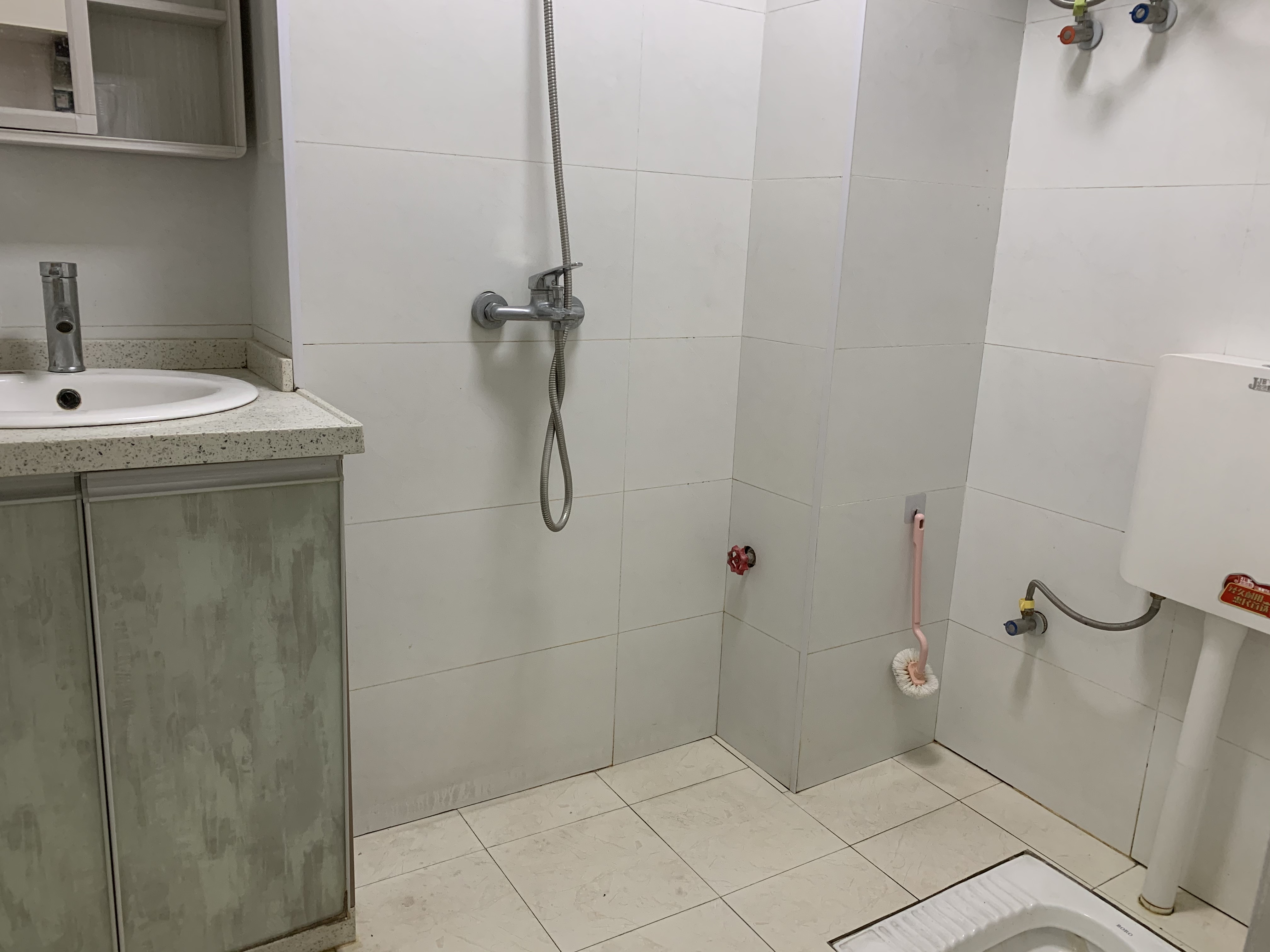 金钟大雁城 1室0厅0卫 1700.0元/月 金钟大雁城 1室0厅0卫 1700.0元/月室内图