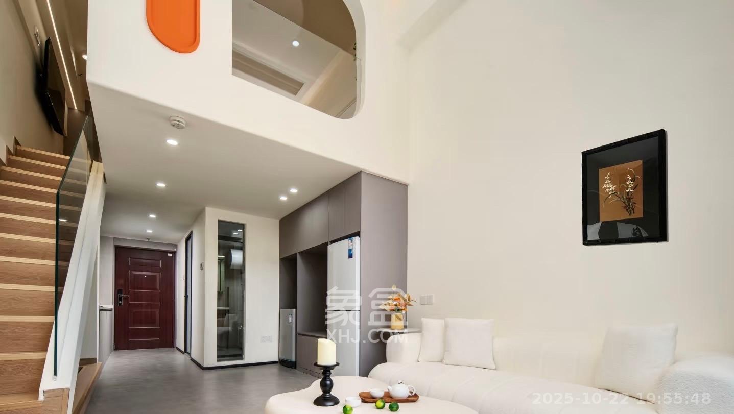 保利天禧EF区  1室0厅1卫    2500.0元/月 保利天禧EF区  1室0厅1卫    2500.0元/月室内图