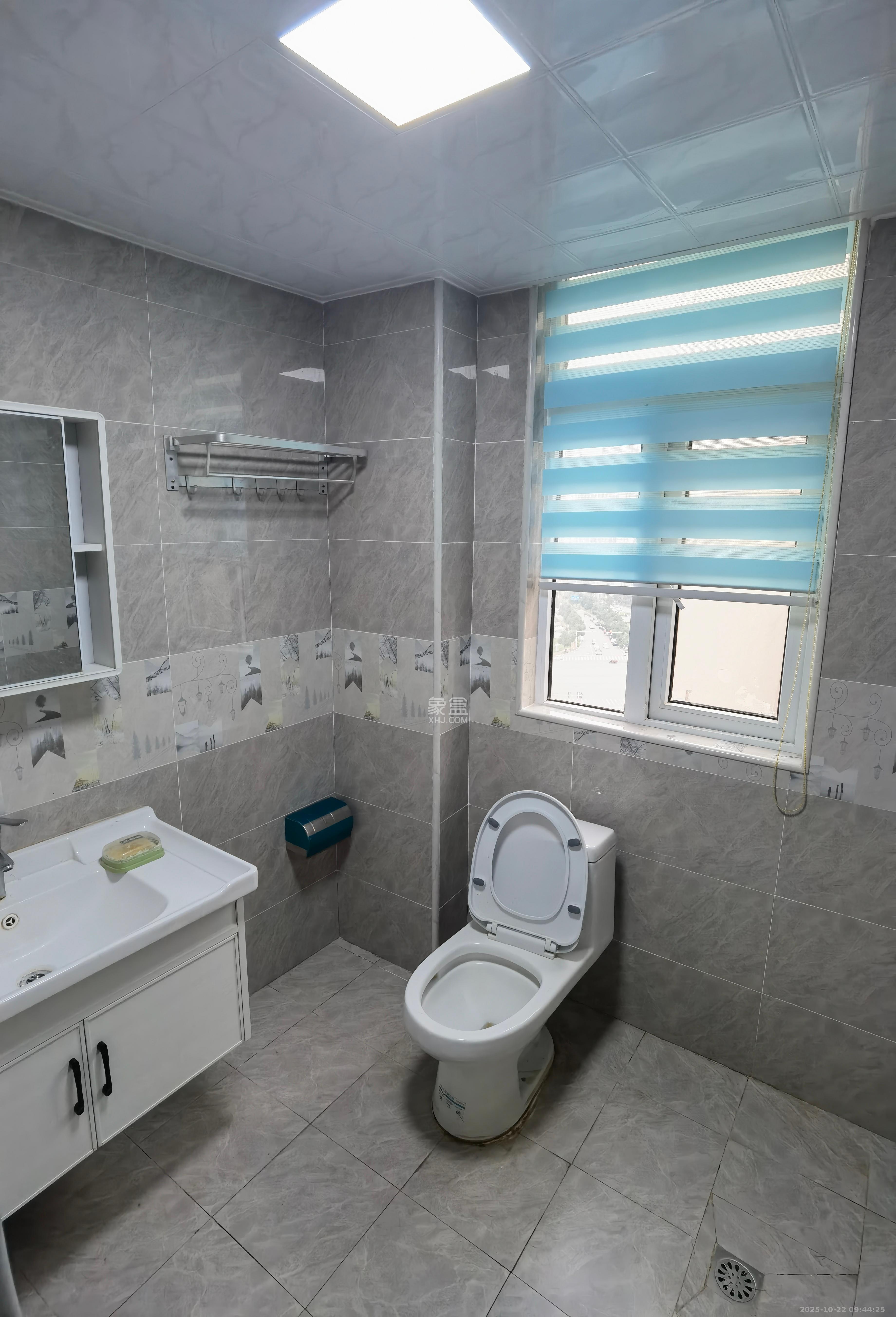 嘉宇银杉（嘉宇西苑）  4室2厅2卫    2300.0元/月室内图