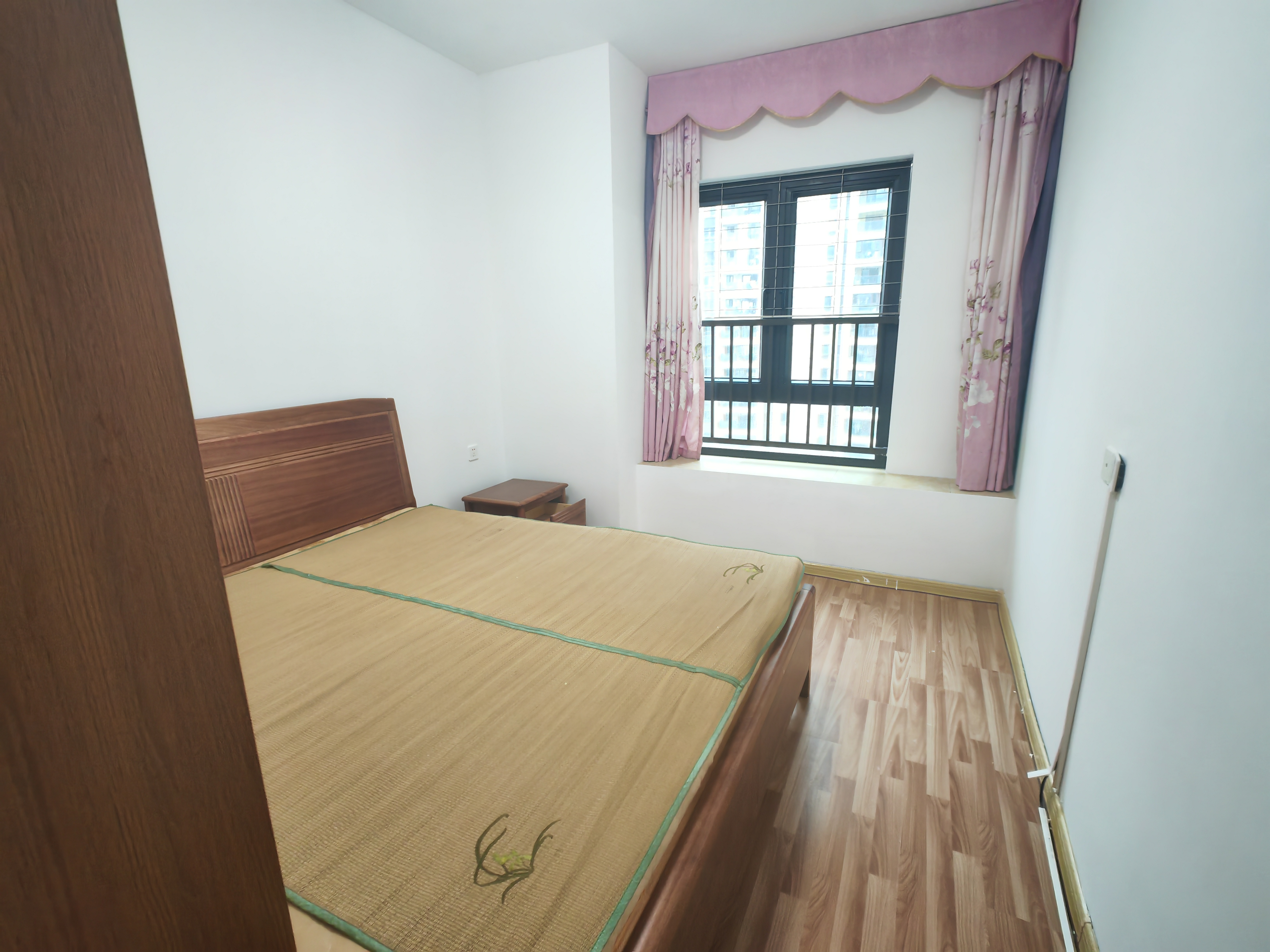 融创海口一号 3室2厅2卫 3700.0元/月 融创海口一号 3室2厅2卫 3700.0元/月室内图