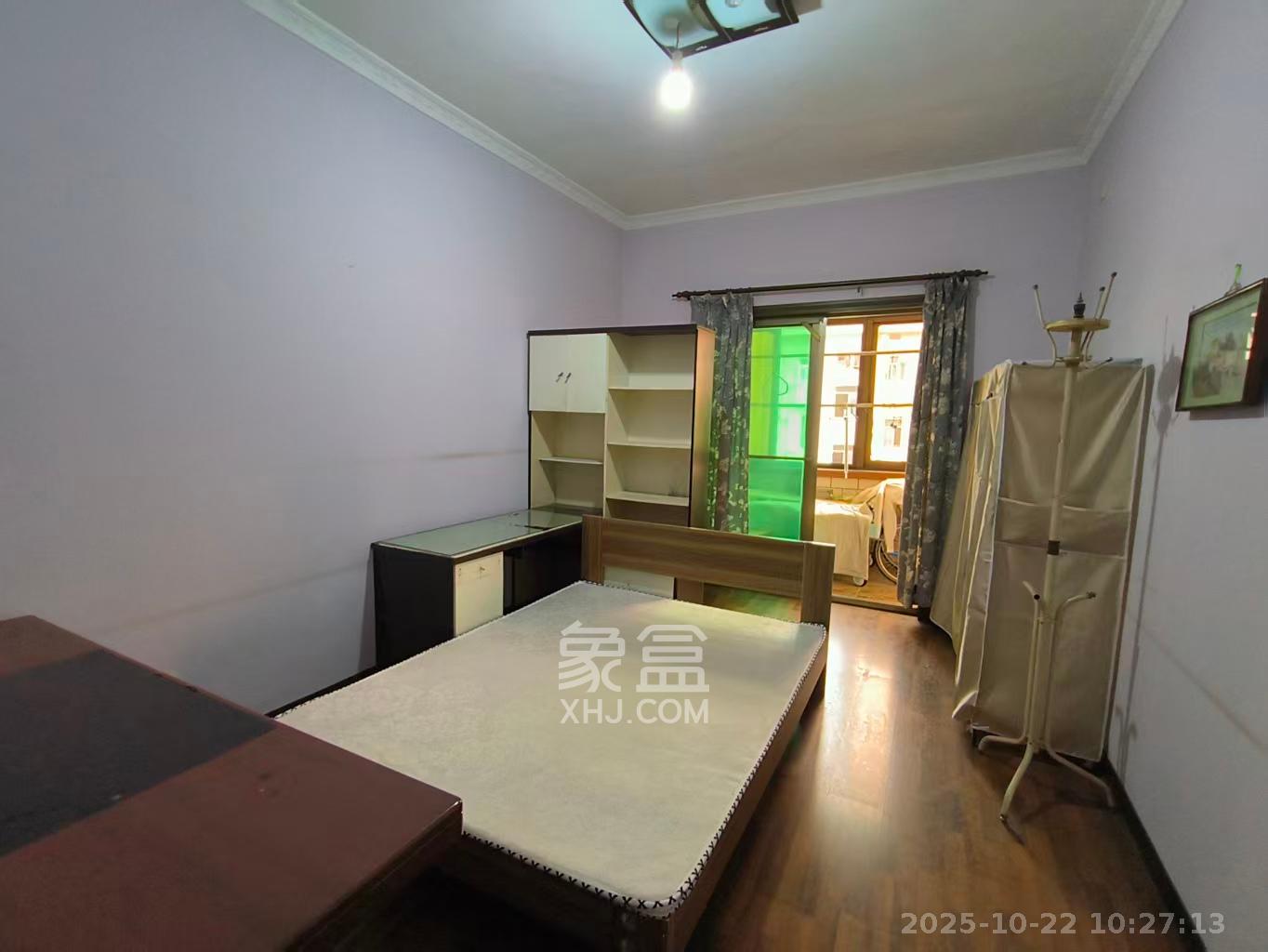 物资厅宿舍(五一大道) 3室2厅1卫 2000.0元/月 物资厅宿舍(五一大道) 3室2厅1卫 2000.0元/月室内图