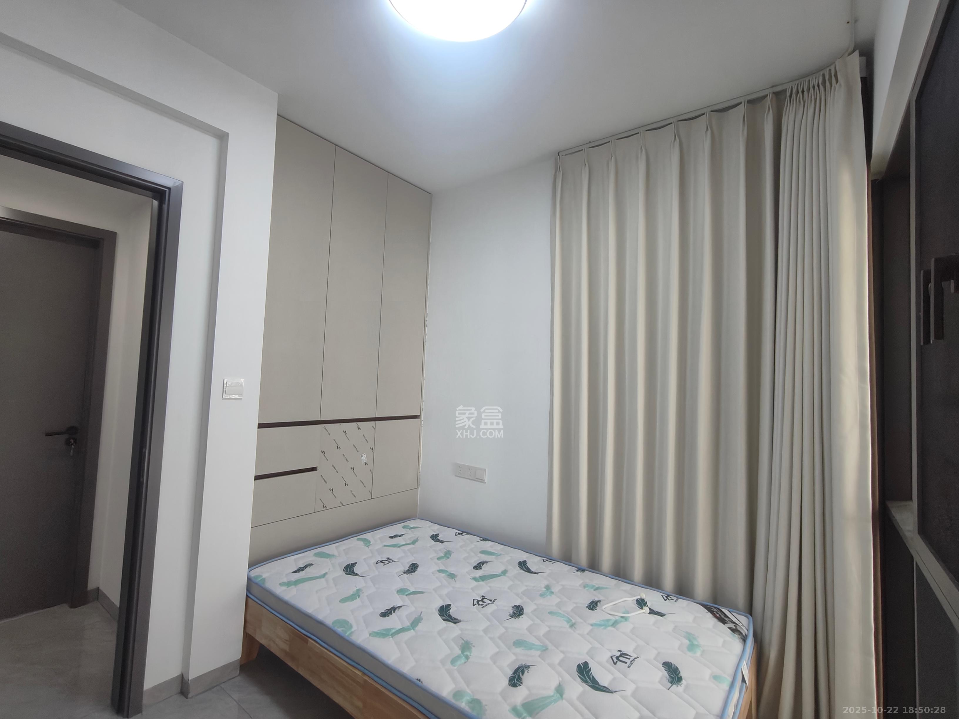 佳兆业云顶梅溪湖(佳兆业梅溪荟) 3室2厅2卫 2400.0元/月 佳兆业云顶梅溪湖(佳兆业梅溪荟) 3室2厅2卫 2400.0元/月室内图