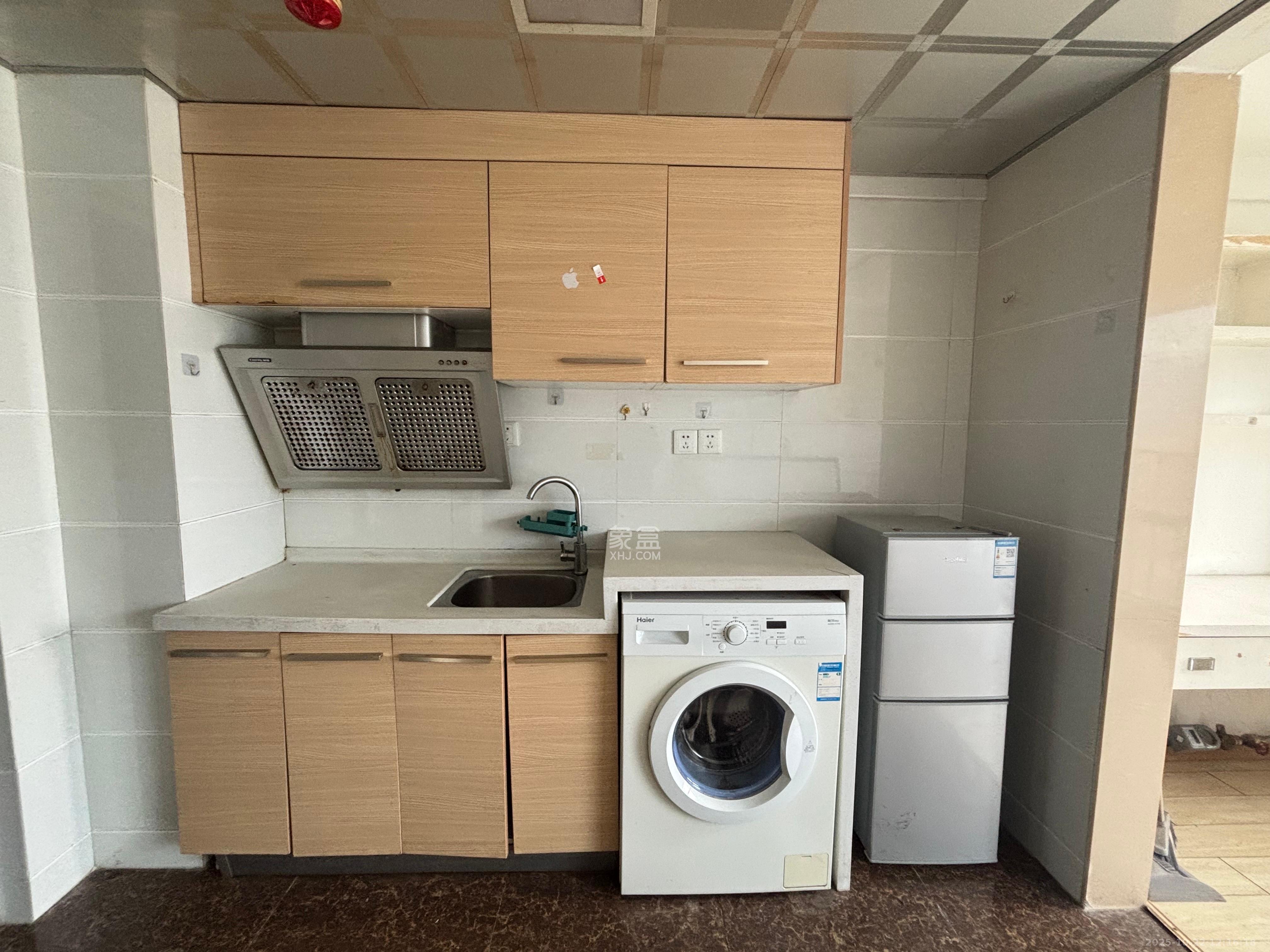 中信文化广场(中信新城二期)  1室1厅1卫    1100.0元/月 中信文化广场(中信新城二期)  1室1厅1卫    1100.0元/月室内图