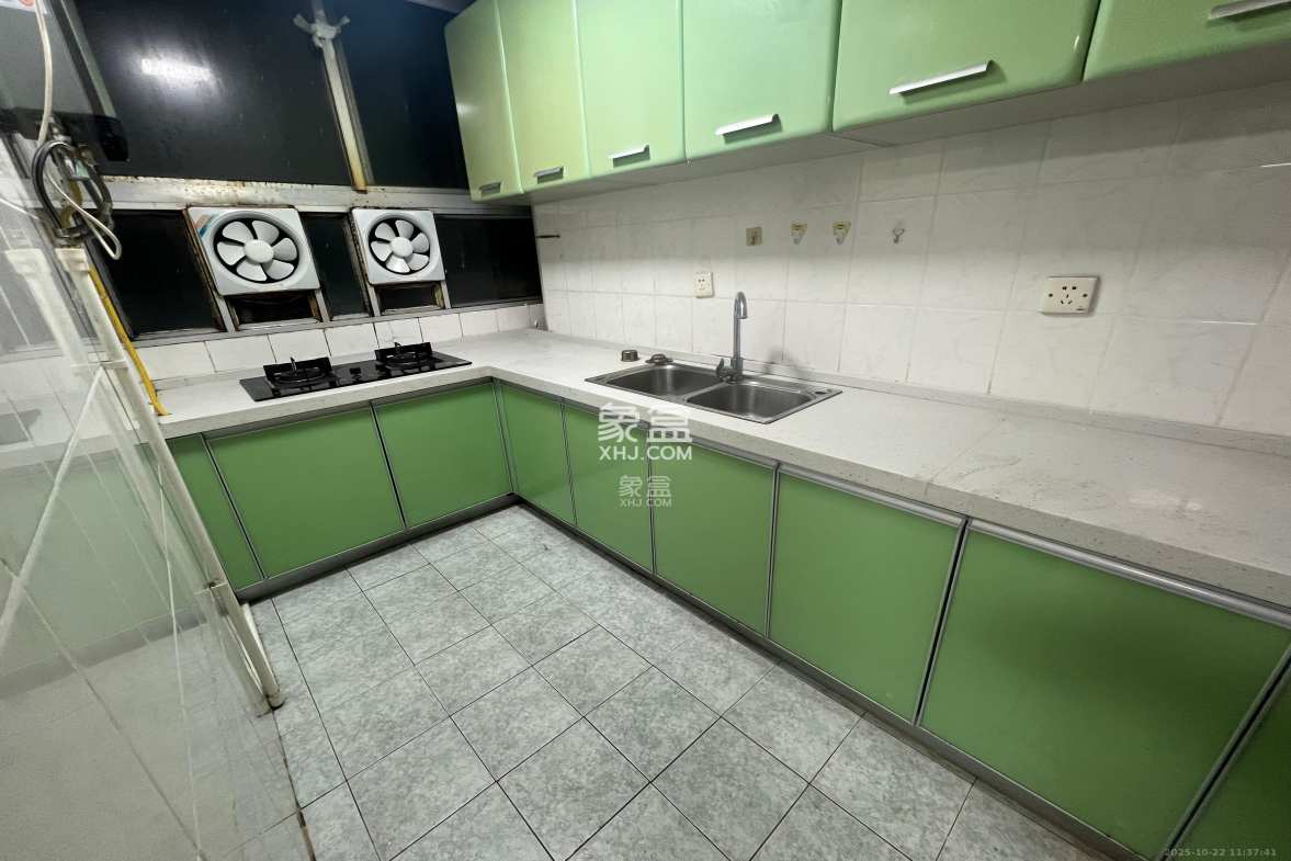 学宫街64号银行宿舍 2室1厅1卫 2800.0元/月 学宫街64号银行宿舍 2室1厅1卫 2800.0元/月室内图