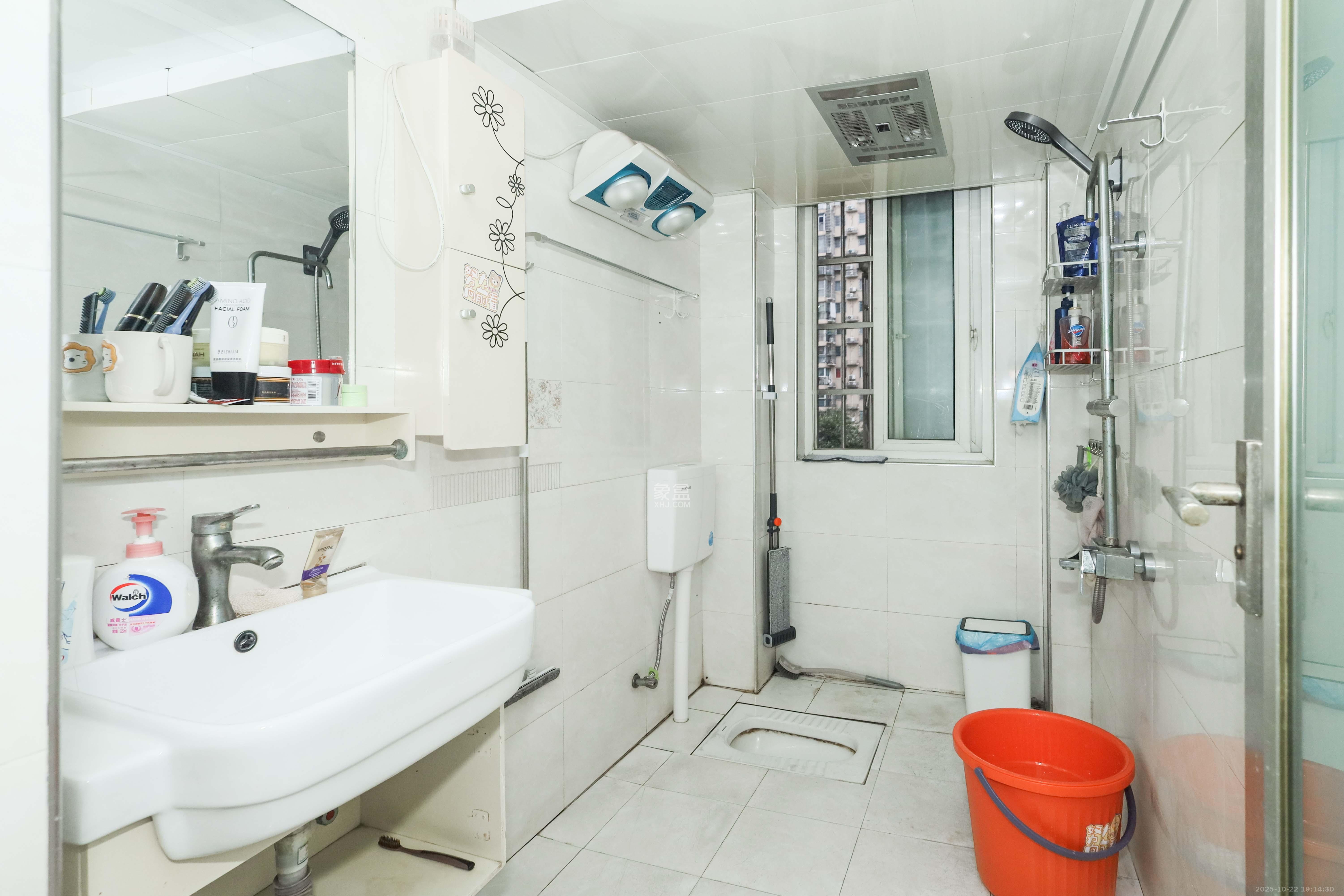 麓谷锦和园  3室1厅1卫    62.8万 麓谷锦和园  3室1厅1卫    62.8万卫生间