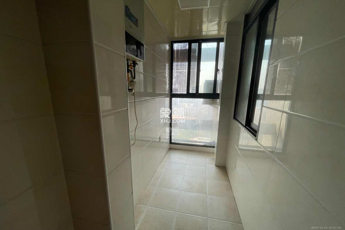 城南故事家园  2室2厅1卫    1900.0元/月 城南故事家园  2室2厅1卫    1900.0元/月室内图