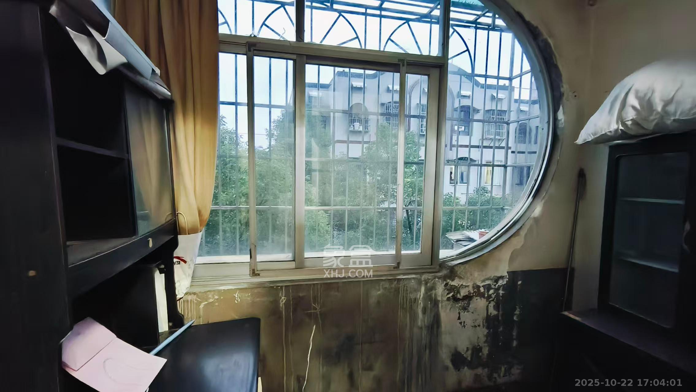 英才园二片  3室2厅1卫    1900.0元/月室内图