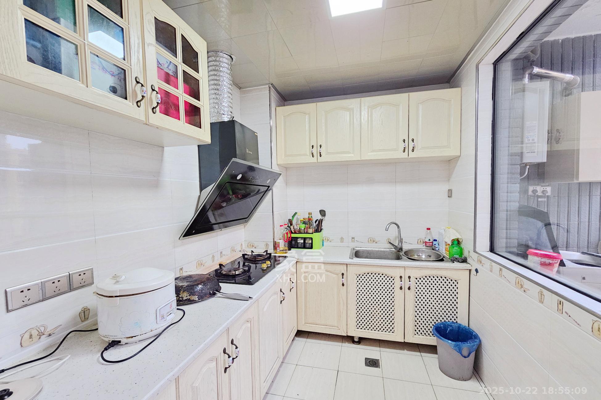 茂华国际湘  3室2厅2卫    105.0万其他