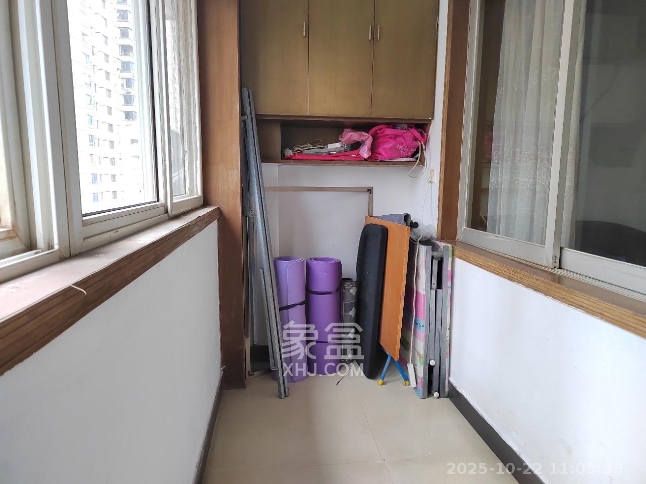 铸造厂宿舍 2室1厅1卫 1300.0元/月 铸造厂宿舍 2室1厅1卫 1300.0元/月室内图