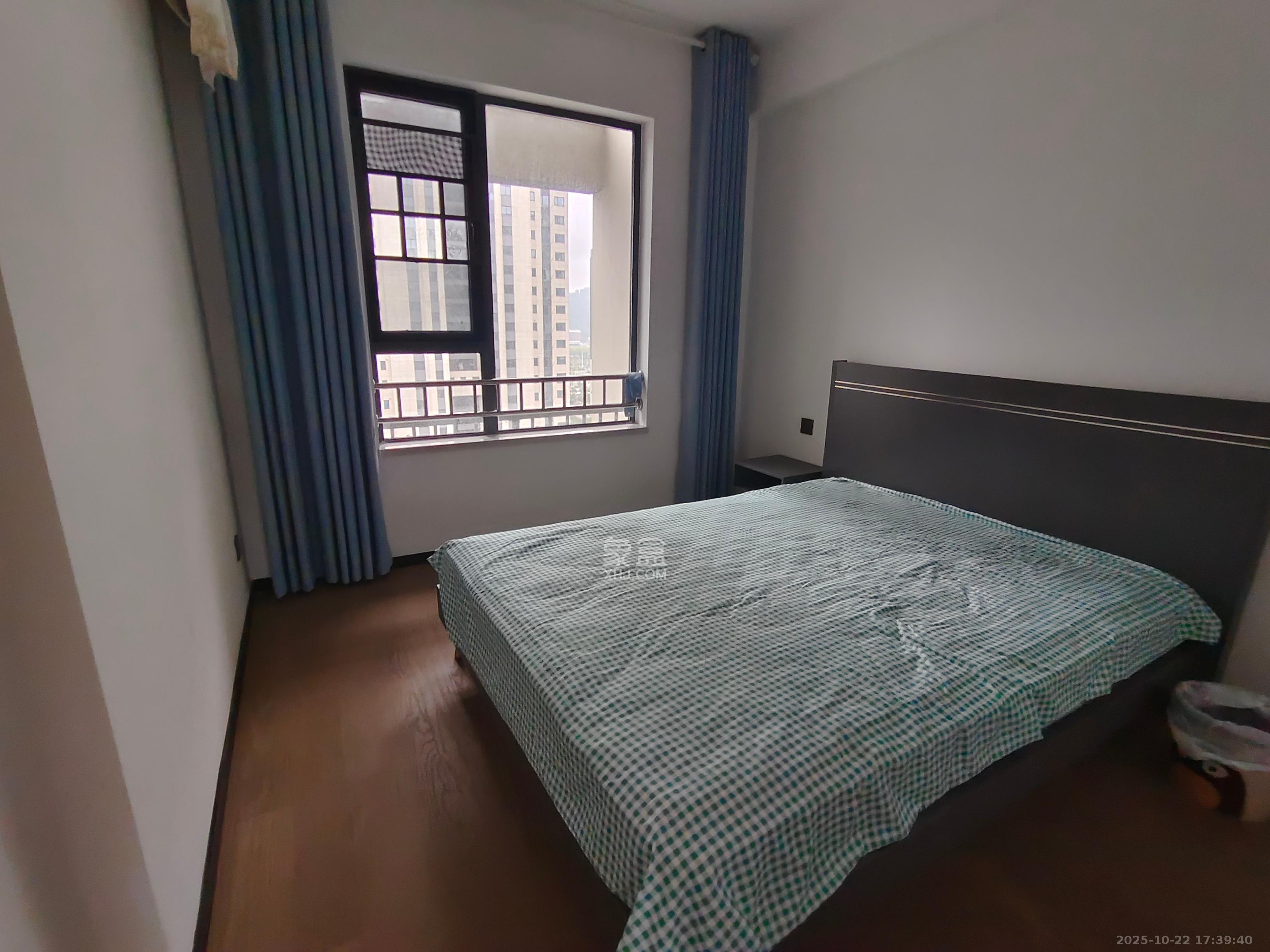 欣利梅溪左岸  4室2厅1卫    3380.0元/月室内图