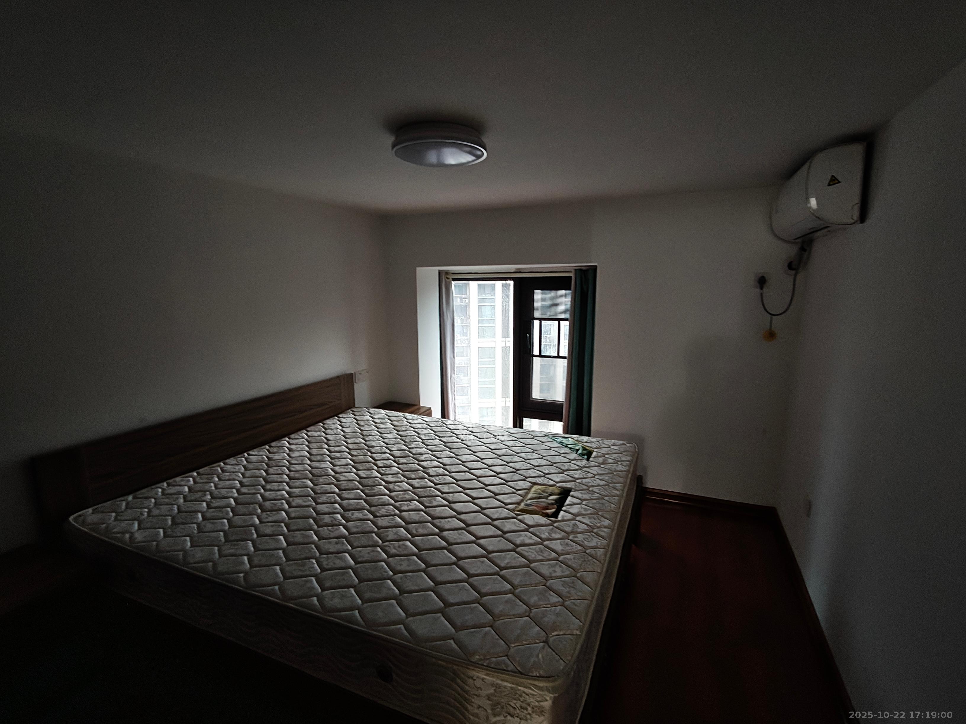 明昇壹城(明昇时代广场)三期  1室0厅0卫    2600.0元/月 明昇壹城(明昇时代广场)三期  1室0厅0卫    2600.0元/月室内图