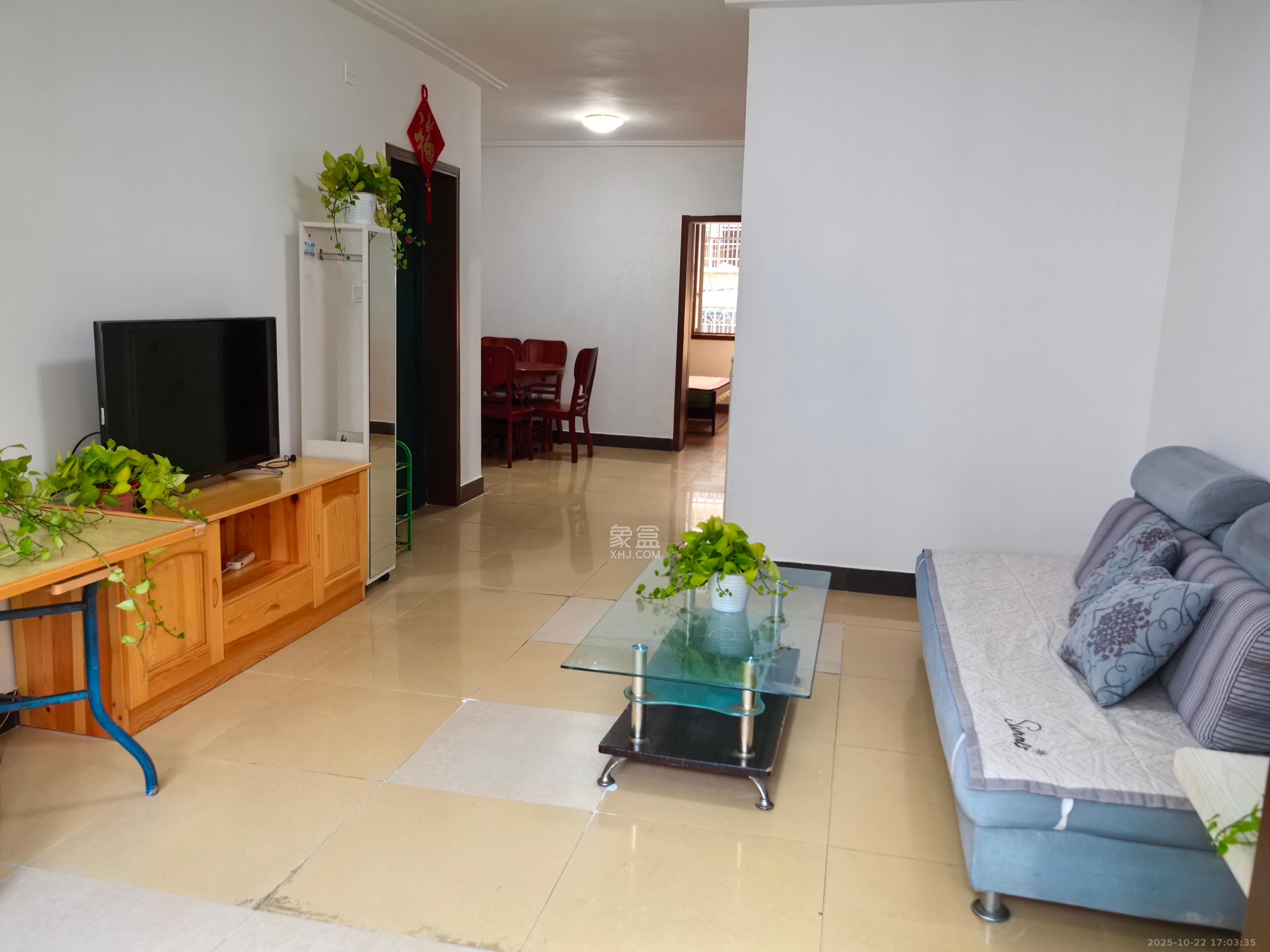 新民小区  2室1厅1卫    2300.0元/月 新民小区  2室1厅1卫    2300.0元/月室内图