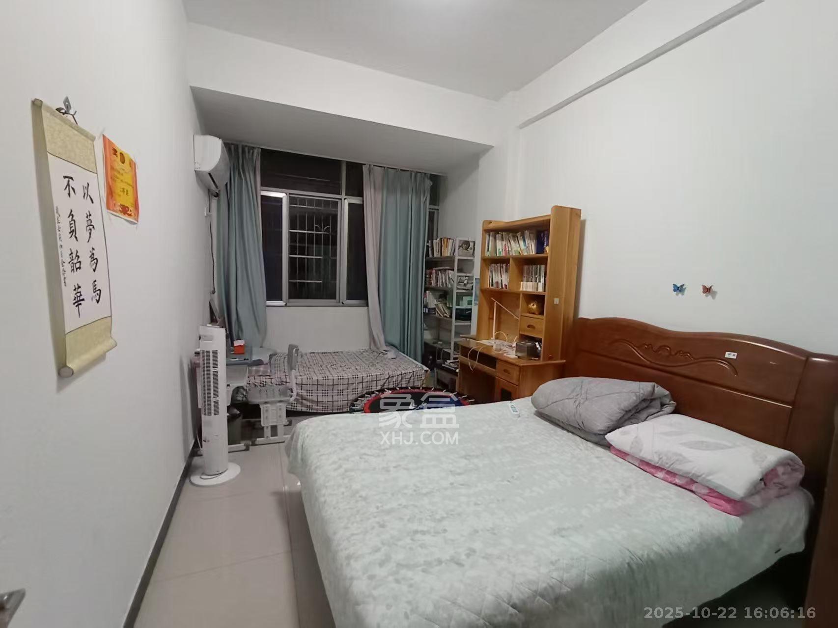 星沙商业步行街  2室1厅1卫    1300.0元/月室内图