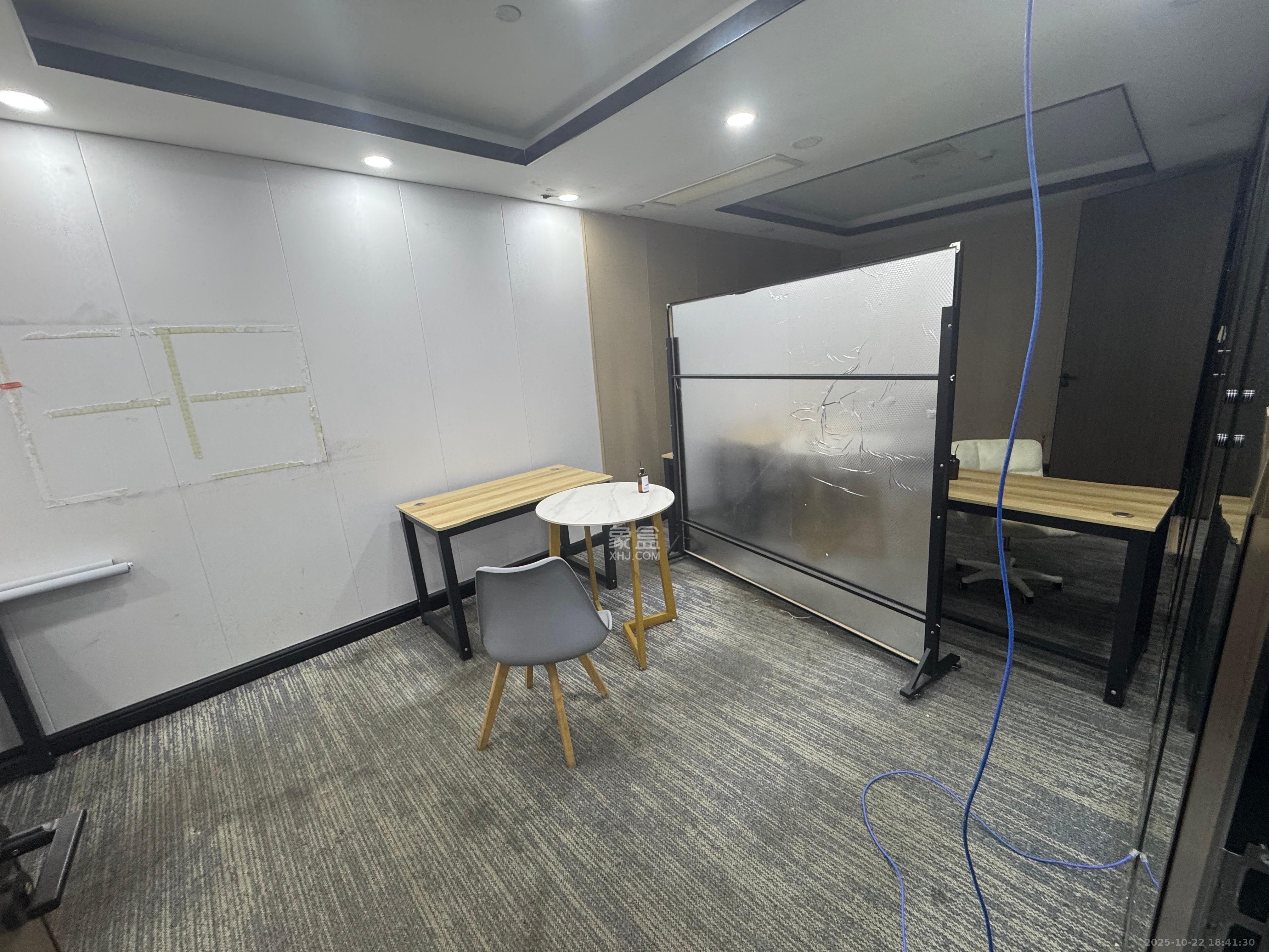 宇成朝阳广场  1室0厅0卫    6750.0元/月室内图