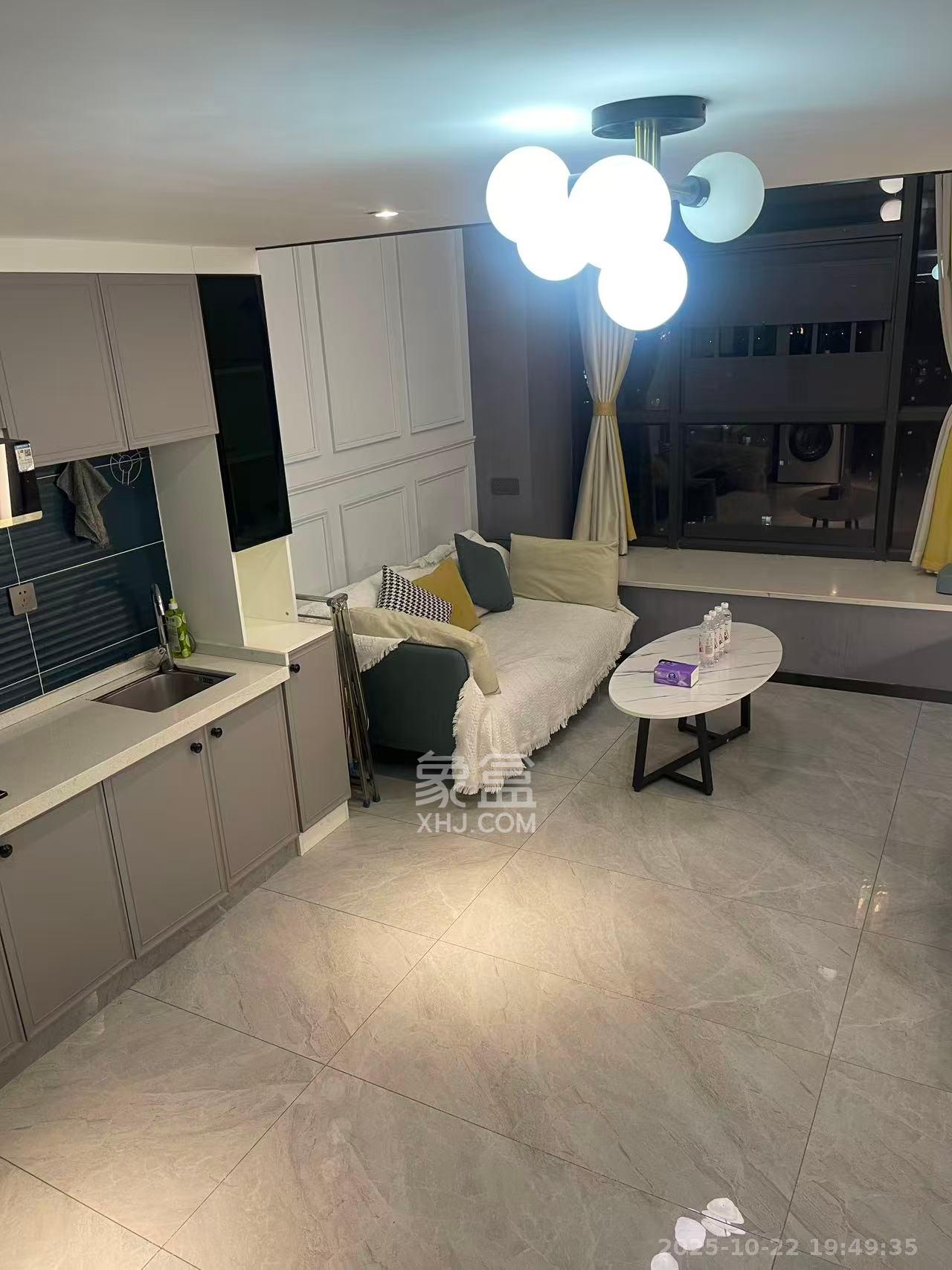 弘坤云寓  2室1厅1卫    2600.0元/月 弘坤云寓  2室1厅1卫    2600.0元/月室内图