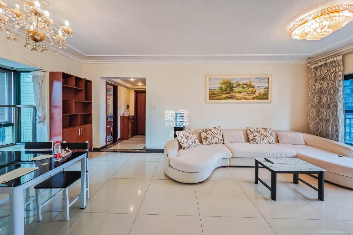 恒大绿洲 3室2厅2卫 108.0万 恒大绿洲 3室2厅2卫 108.0万客厅