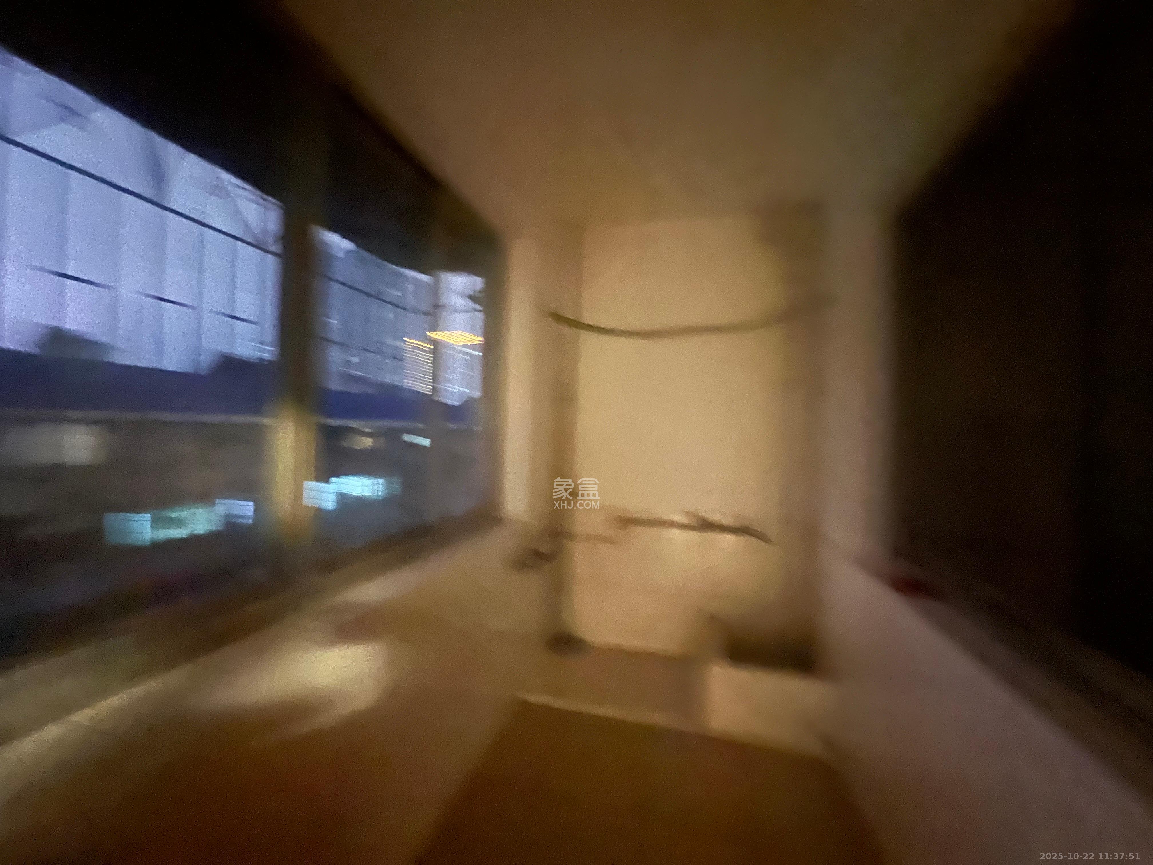 学宫街64号银行宿舍  2室1厅1卫    2800.0元/月室内图