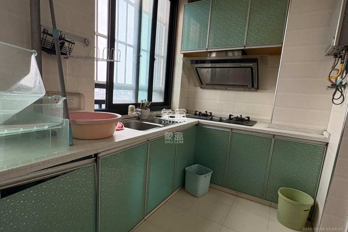 尚都花园城  1室1厅1卫    1100.0元/月 尚都花园城  1室1厅1卫    1100.0元/月室内图