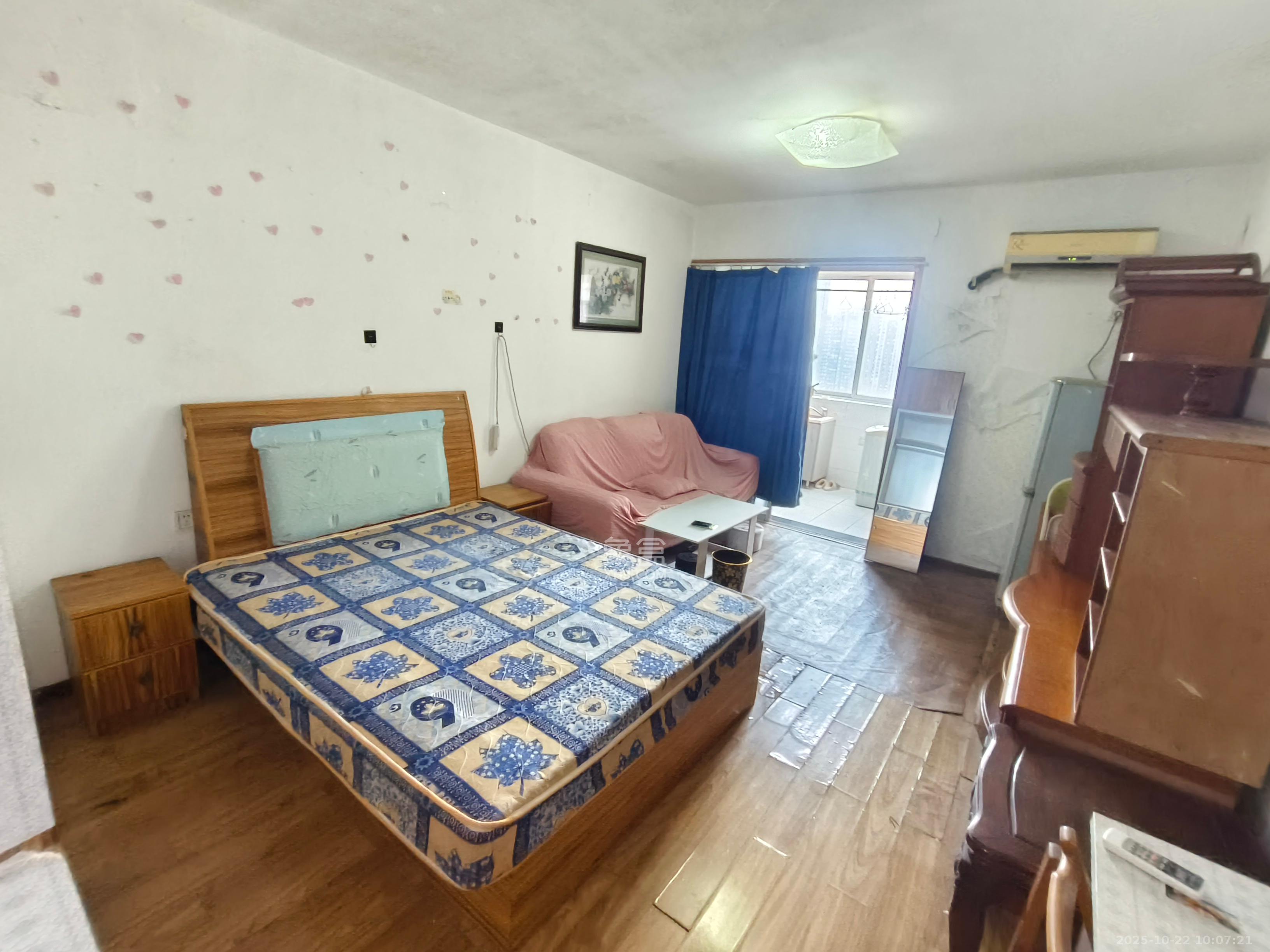 建鸿达现代公寓  1室1厅1卫    1300.0元/月 建鸿达现代公寓  1室1厅1卫    1300.0元/月