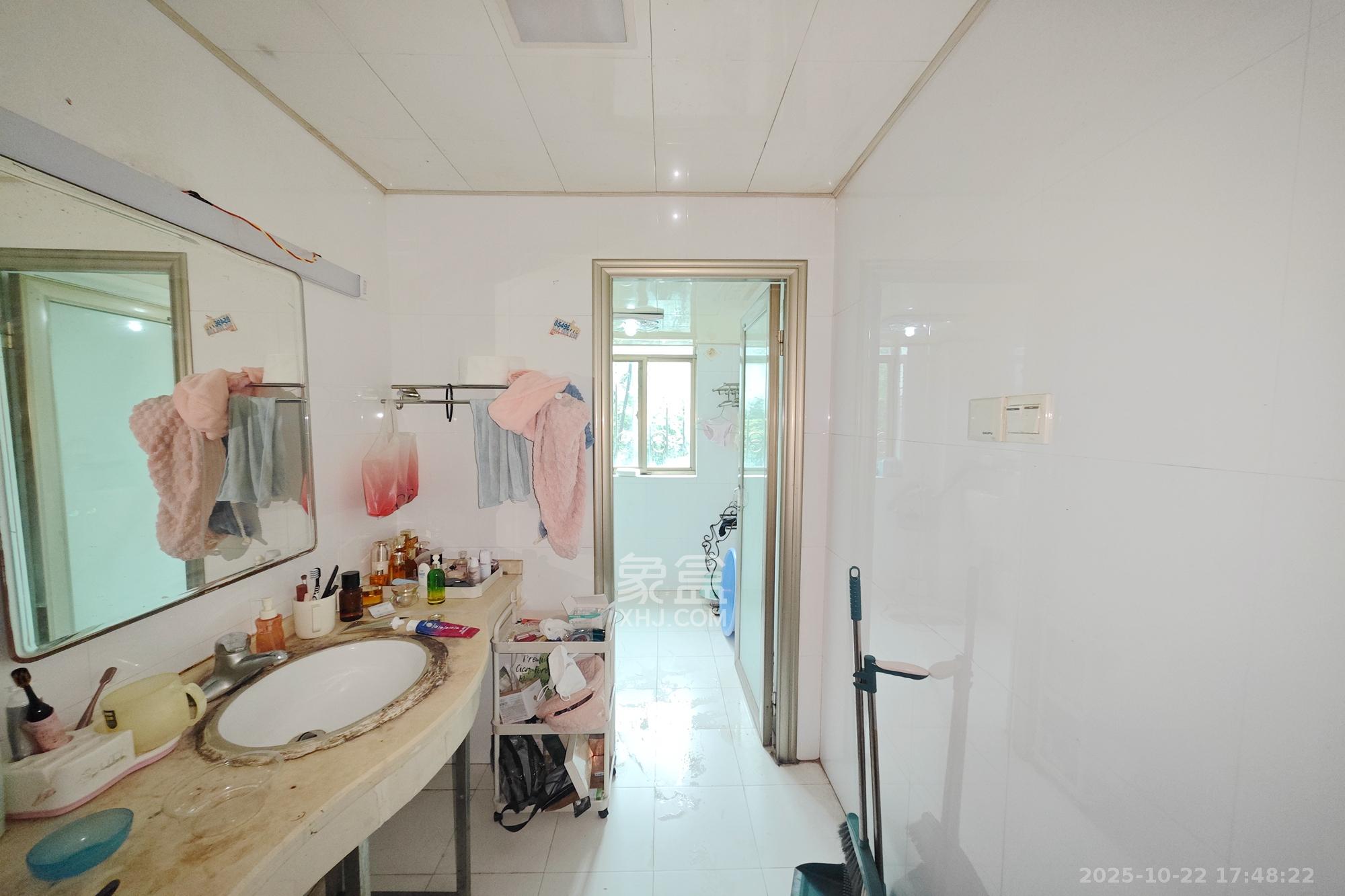 新华园  3室2厅2卫    90.0万 新华园  3室2厅2卫    90.0万其他