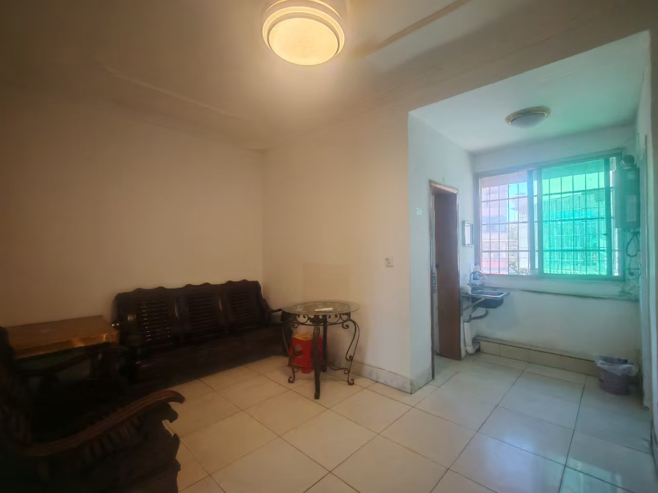 赫山办事处东风岭社区 2室1厅1卫 800.0元/月 赫山办事处东风岭社区 2室1厅1卫 800.0元/月室内图