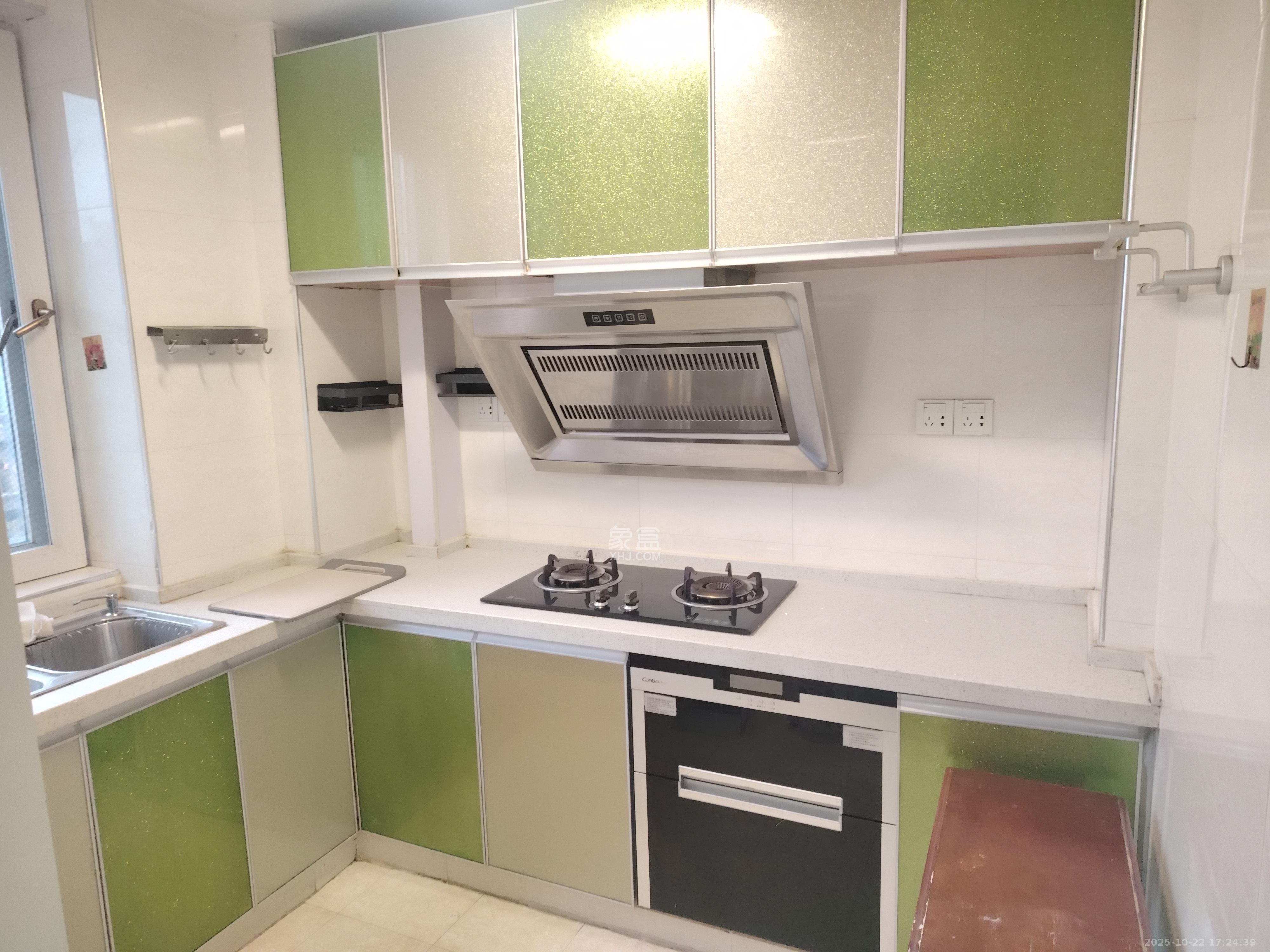 湘府十城（汇财御景湾新寓,汇财国际）  3室2厅2卫    2500.0元/月室内图