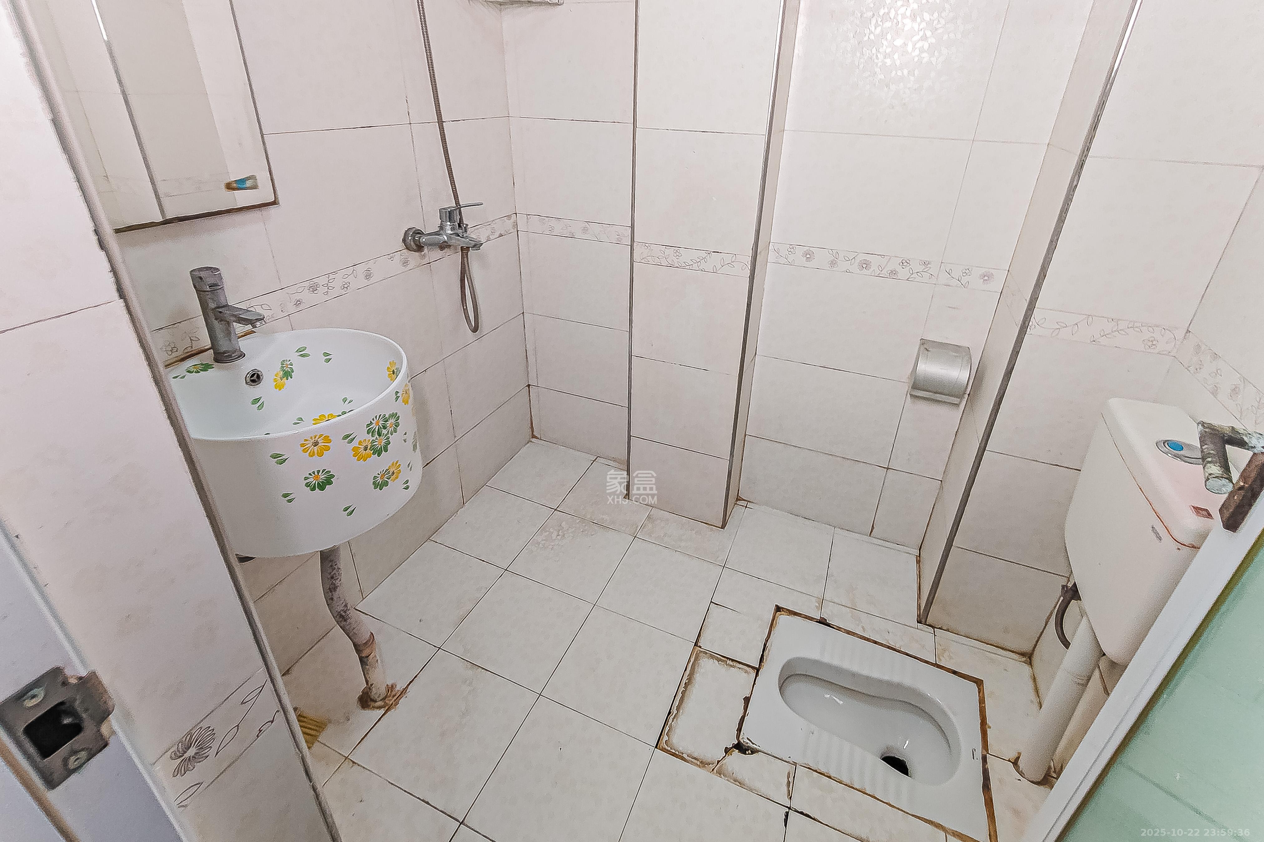 景泰雅苑(景江融城) 2室1厅1卫 66.8万 景泰雅苑(景江融城) 2室1厅1卫 66.8万卫生间