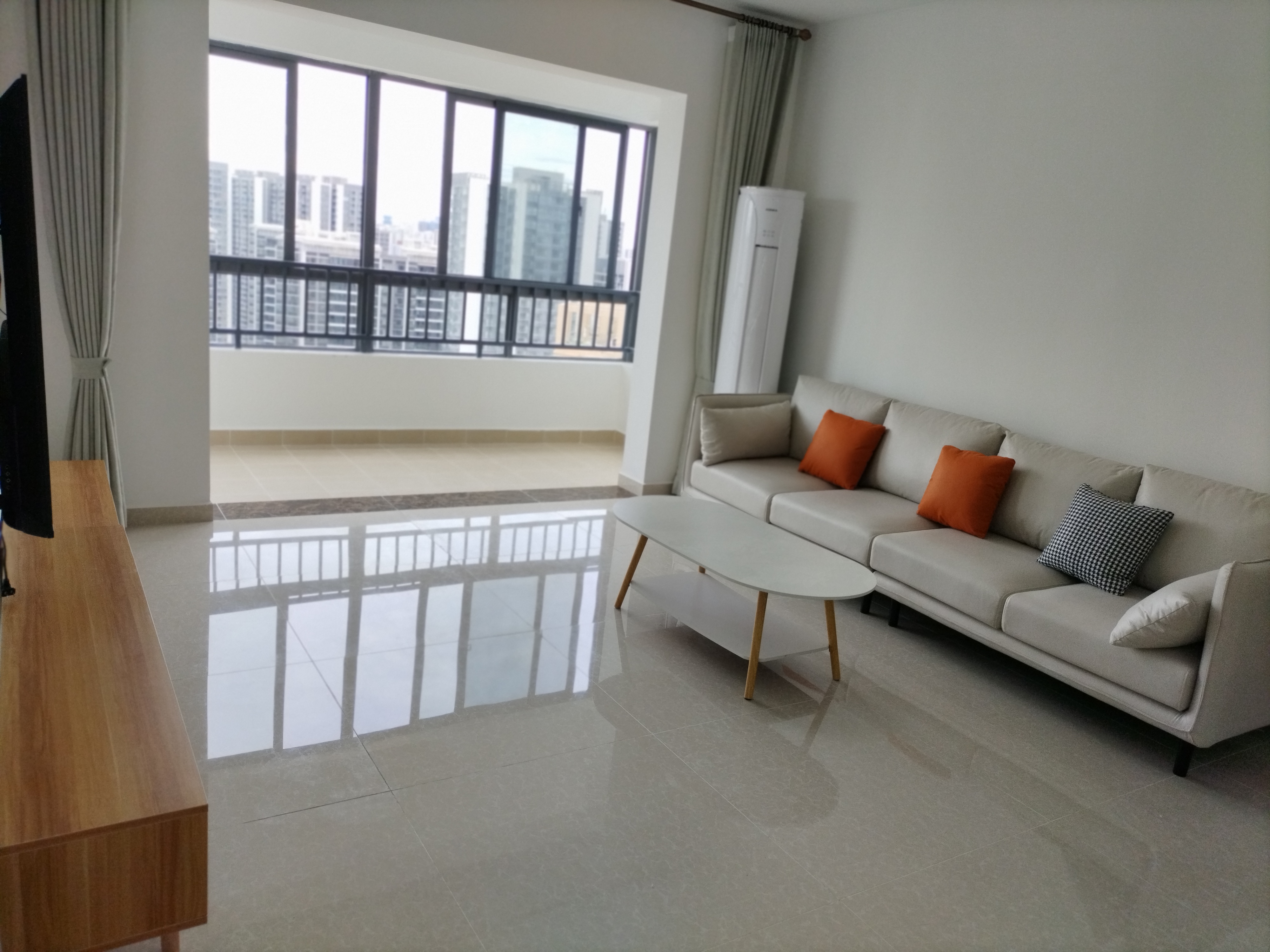 坡巷雅苑  4室2厅2卫    3800.0元/月 坡巷雅苑  4室2厅2卫    3800.0元/月室内图