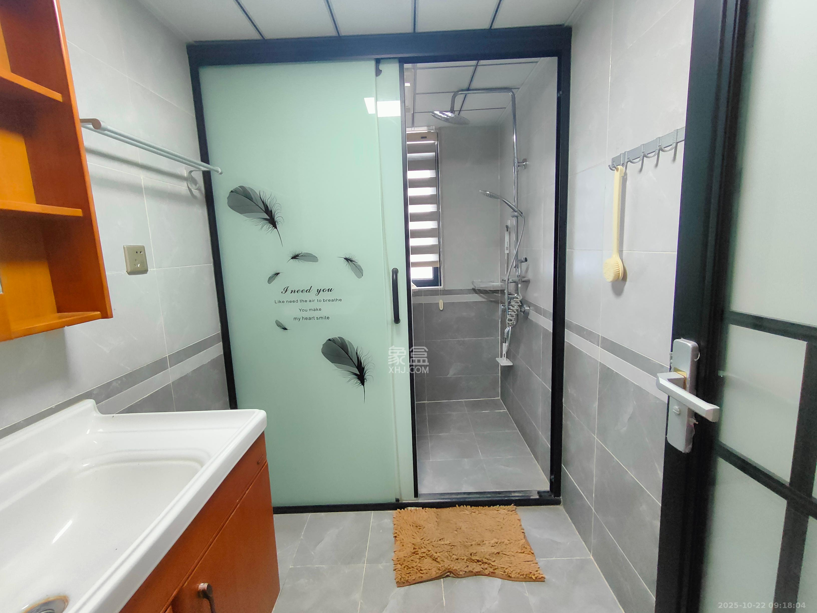 红星怡景苑(红星臻和苑)  3室1厅2卫    2850.0元/月 红星怡景苑(红星臻和苑)  3室1厅2卫    2850.0元/月室内图