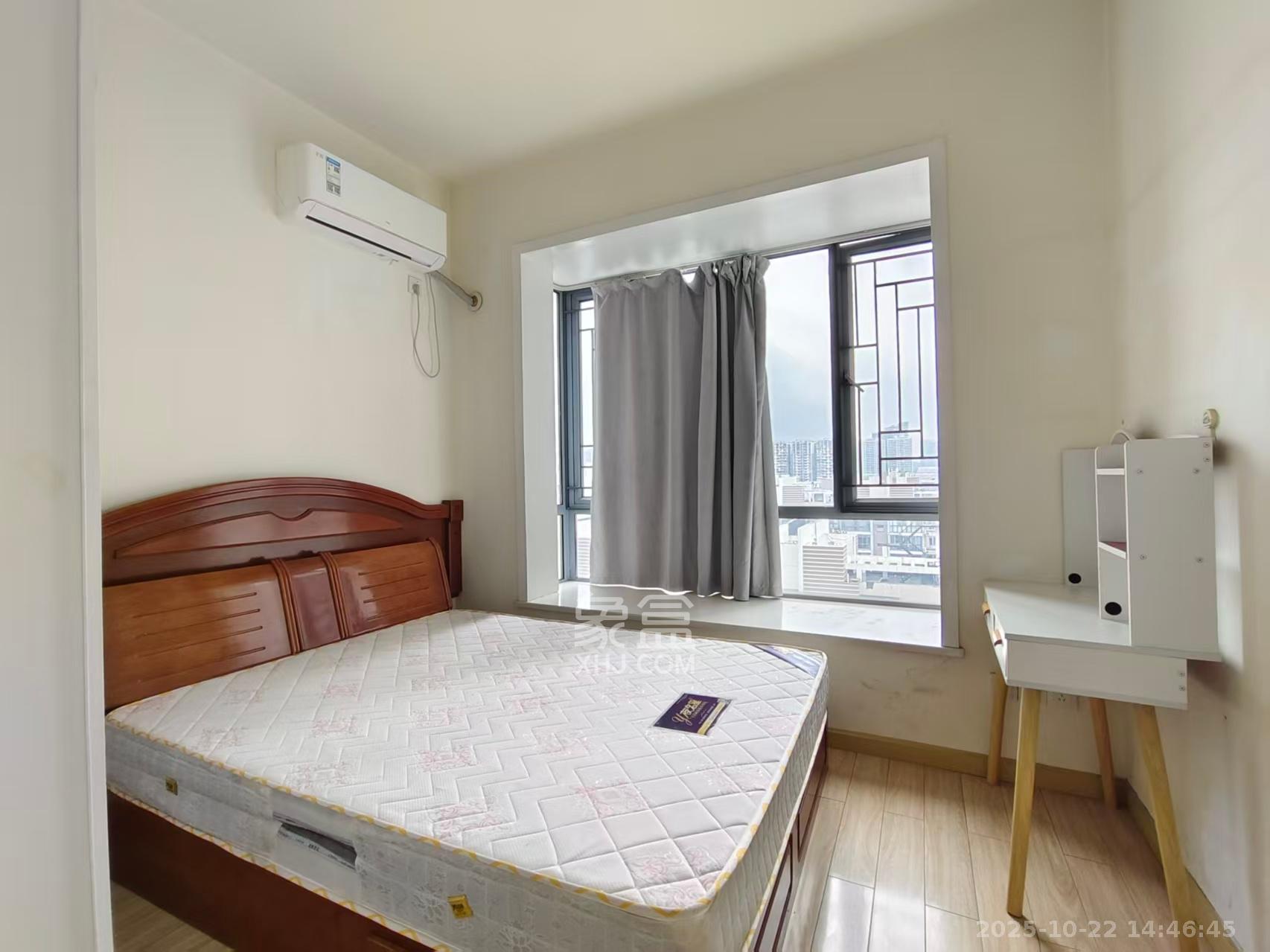 银港水晶城 3室2厅2卫 2800.0元/月 银港水晶城 3室2厅2卫 2800.0元/月室内图