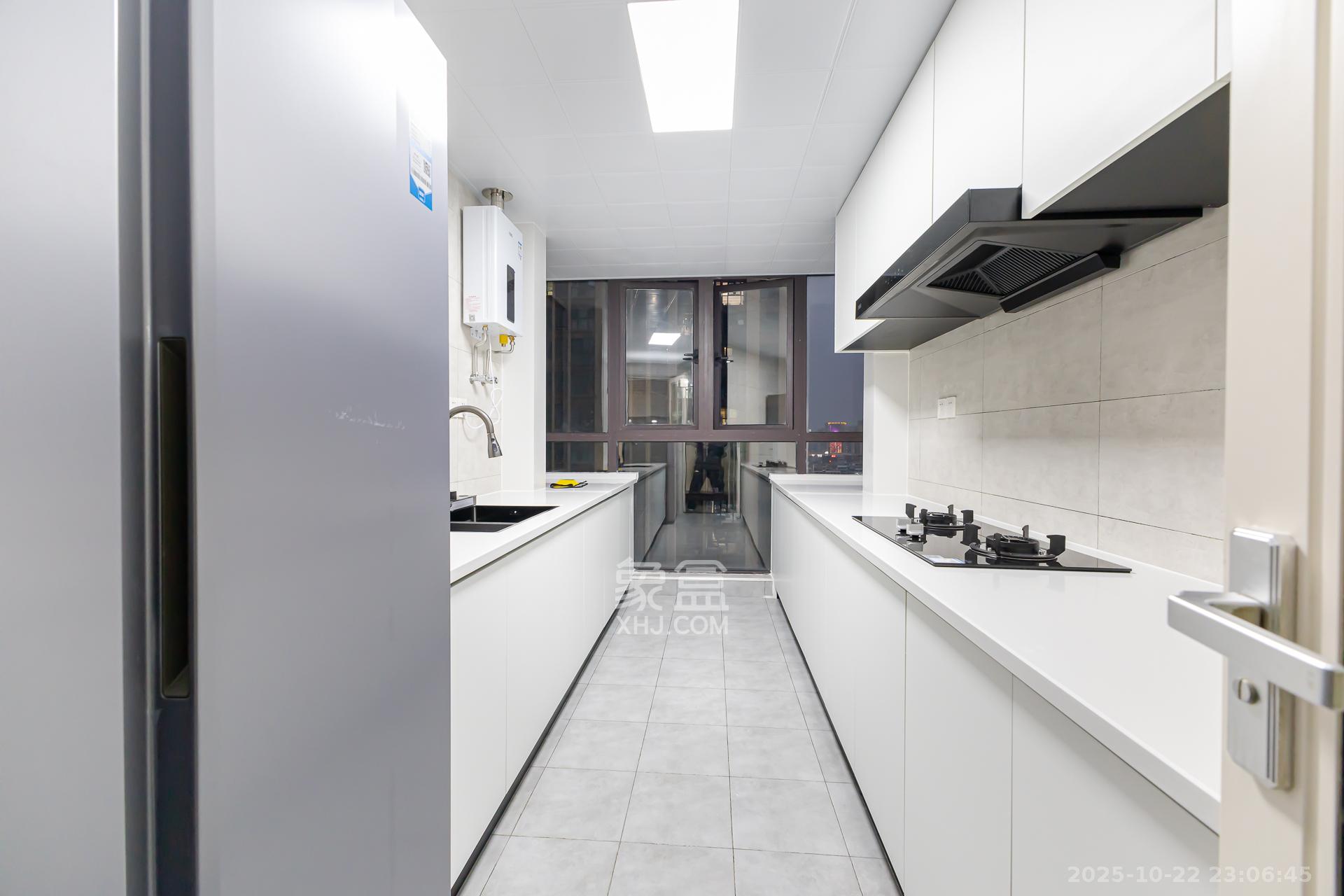 龙湖湘风原著（龙湖湘风星城）  4室2厅2卫    96.8万厨房