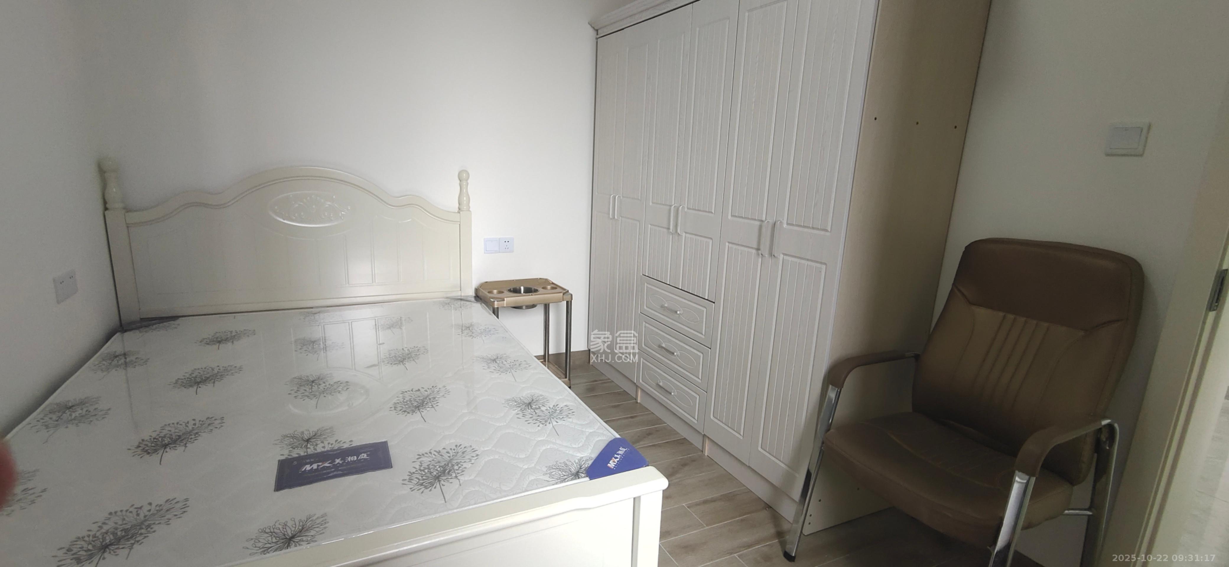 半山壹号  2室2厅1卫    2600.0元/月室内图