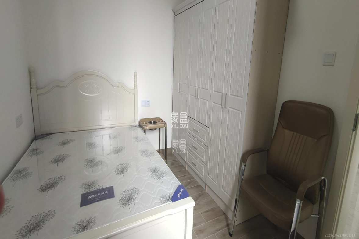 半山壹号  2室2厅1卫    2600.0元/月 半山壹号  2室2厅1卫    2600.0元/月室内图