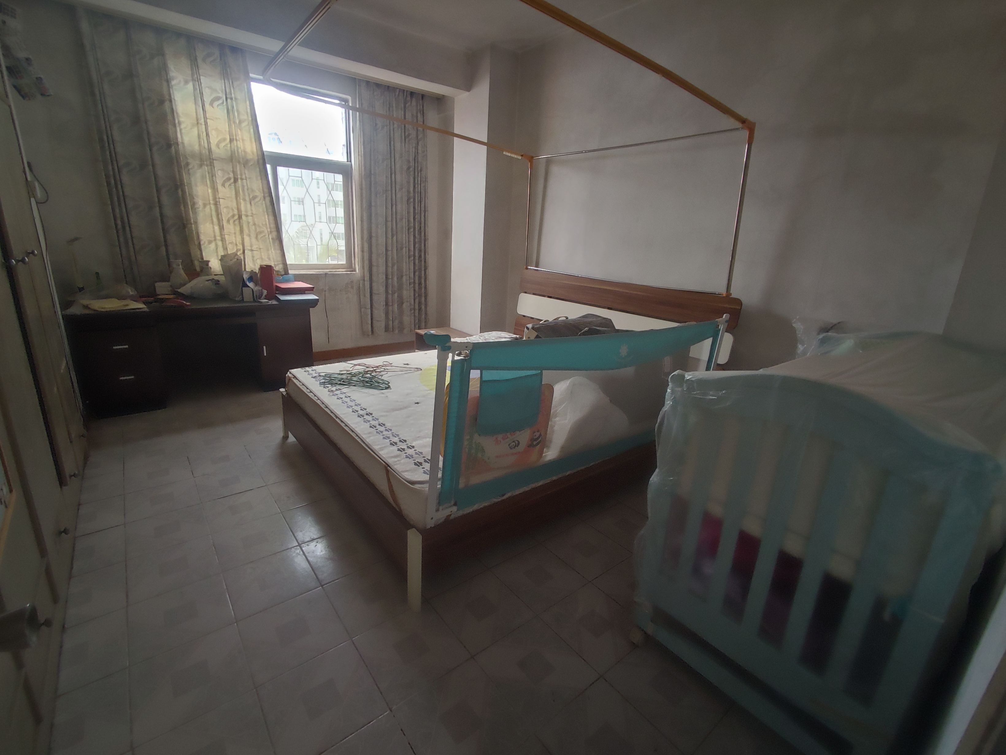 龙华区人民法院宿舍 3室2厅1卫 95.0万 龙华区人民法院宿舍 3室2厅1卫 95.0万室内图