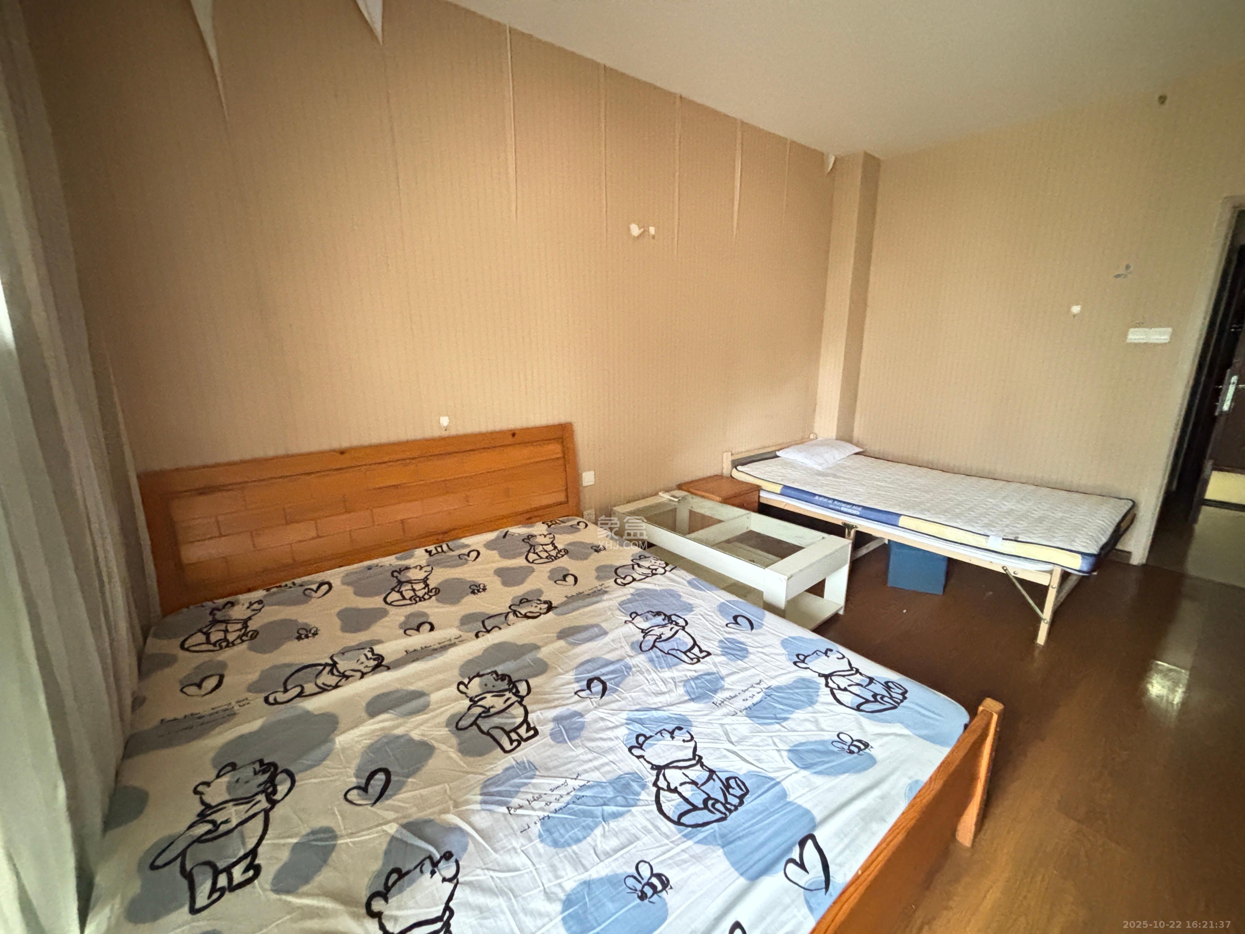 花漾年华（桂花园）  1室1厅1卫    1000.0元/月