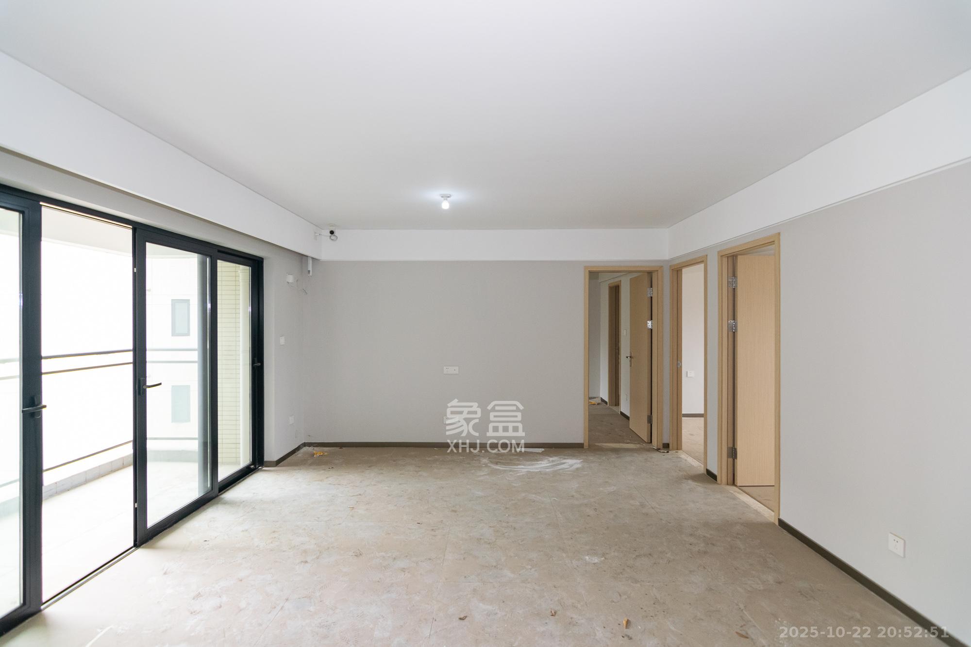 时代年华 4室2厅2卫 95.0万 时代年华 4室2厅2卫 95.0万客厅