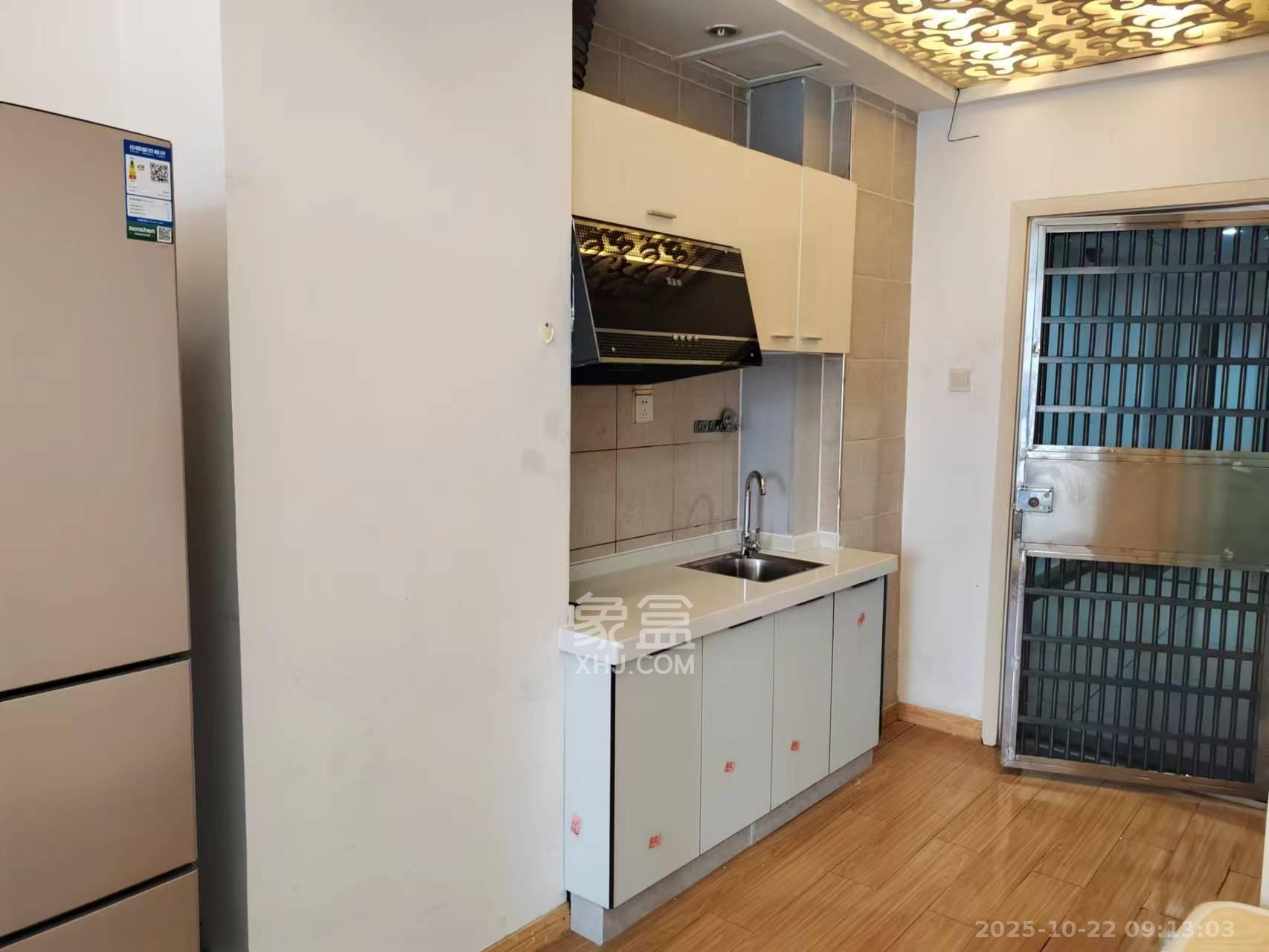 昊天大厦  1室1厅1卫    1600.0元/月室内图