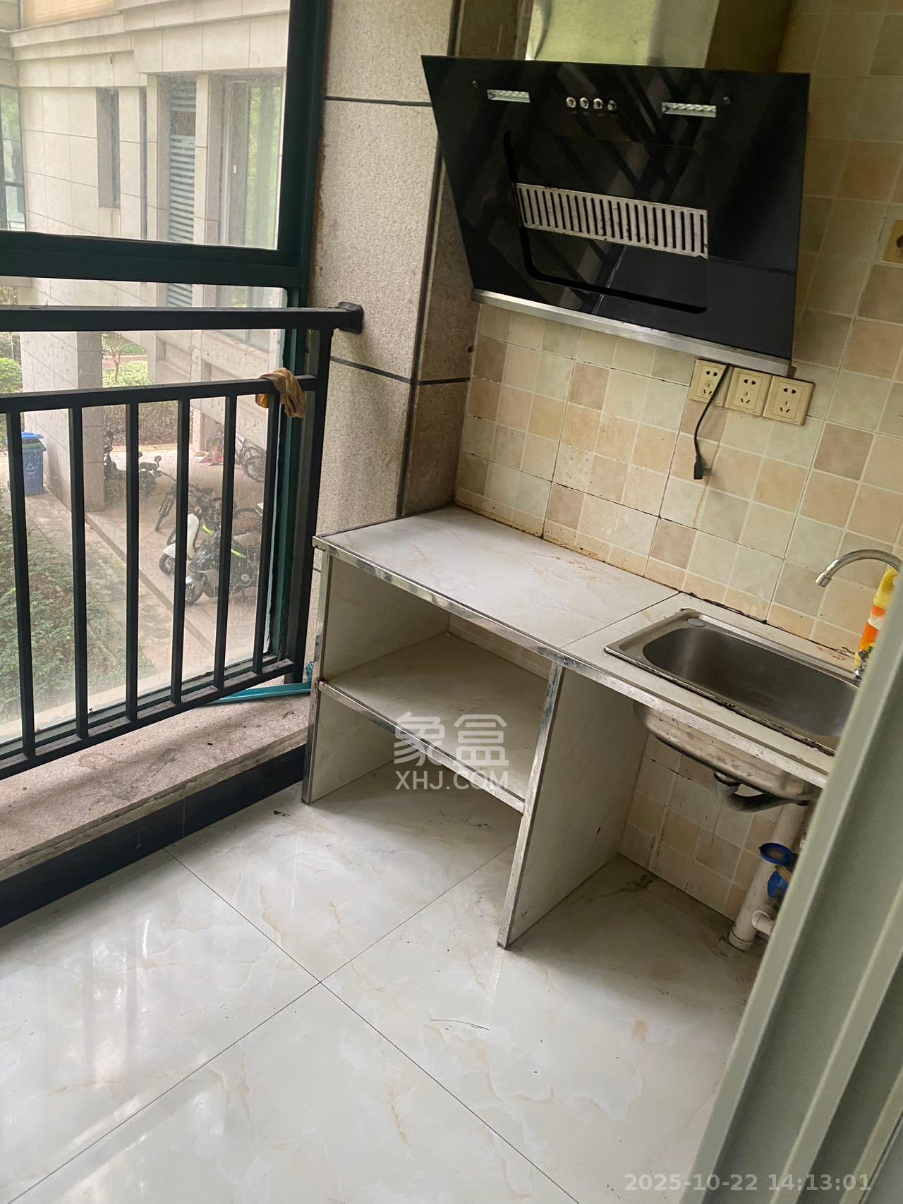 星城荣域  1室1厅1卫    1100.0元/月室内图