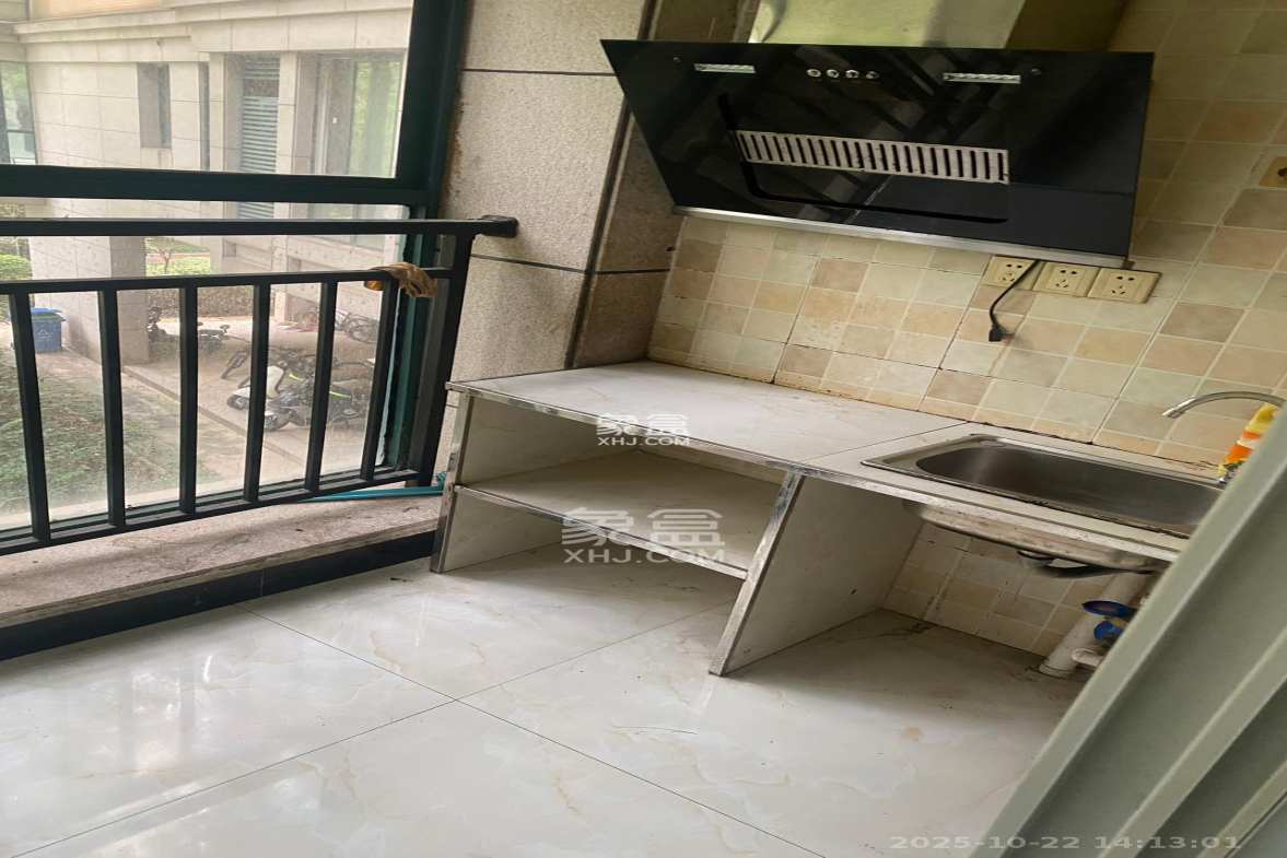 星城荣域  1室1厅1卫    1100.0元/月 星城荣域  1室1厅1卫    1100.0元/月室内图