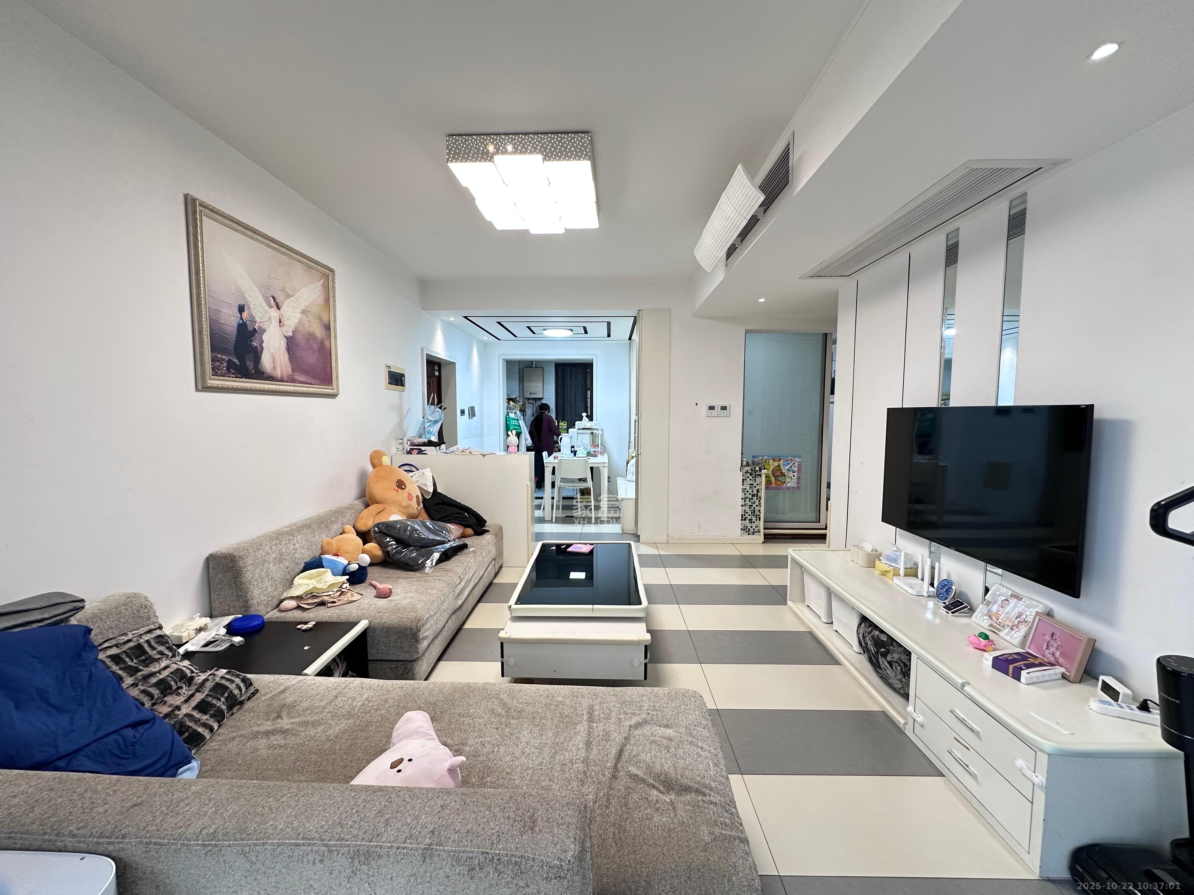 芒果天地(芒果雅苑)  3室2厅1卫    2800.0元/月 芒果天地(芒果雅苑)  3室2厅1卫    2800.0元/月室内图