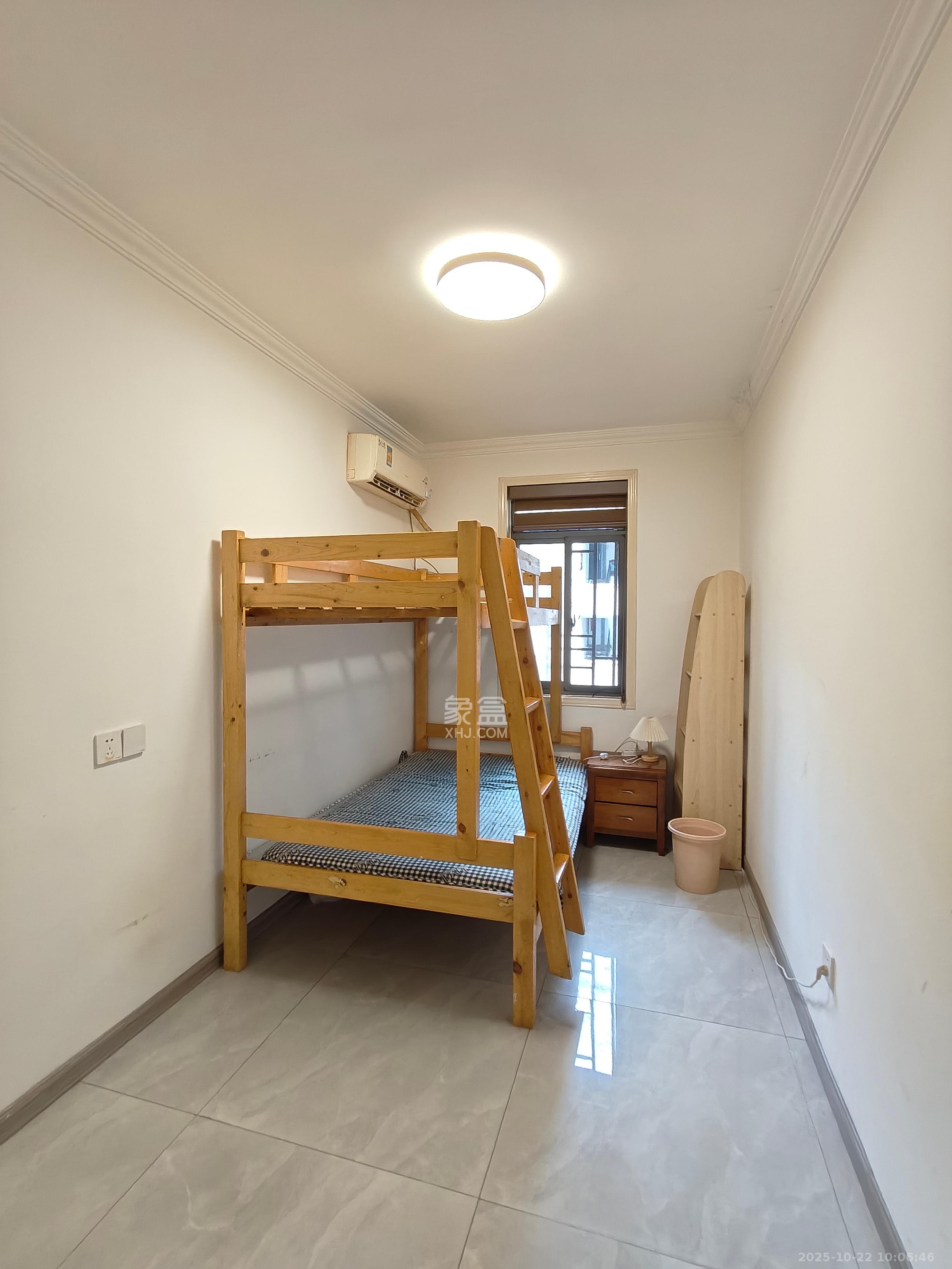 燕山街社区  2室1厅1卫    1900.0元/月 燕山街社区  2室1厅1卫    1900.0元/月室内图