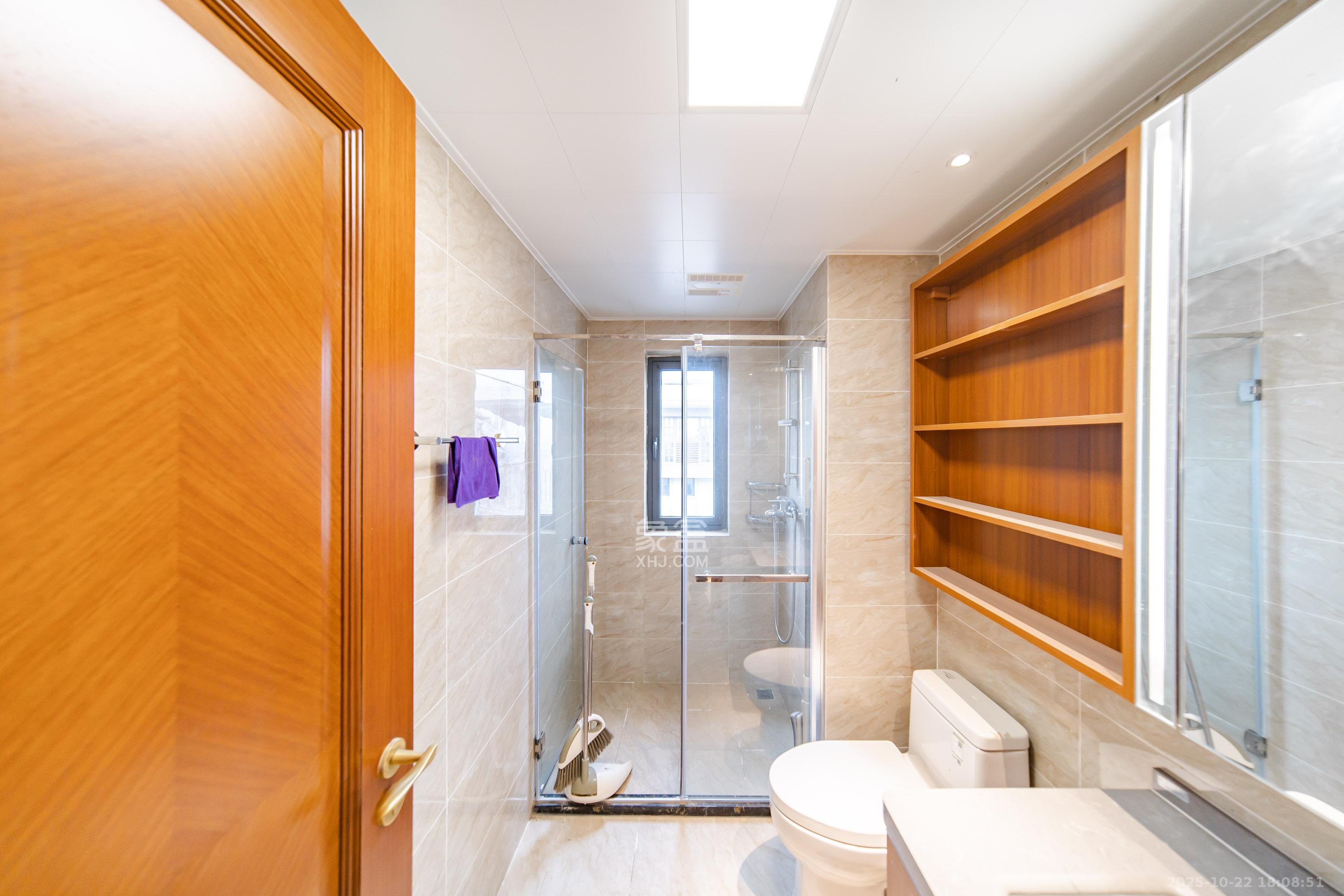 恒大文化旅游城A区 1室0厅0卫 90.0万 恒大文化旅游城A区 1室0厅0卫 90.0万卫生间