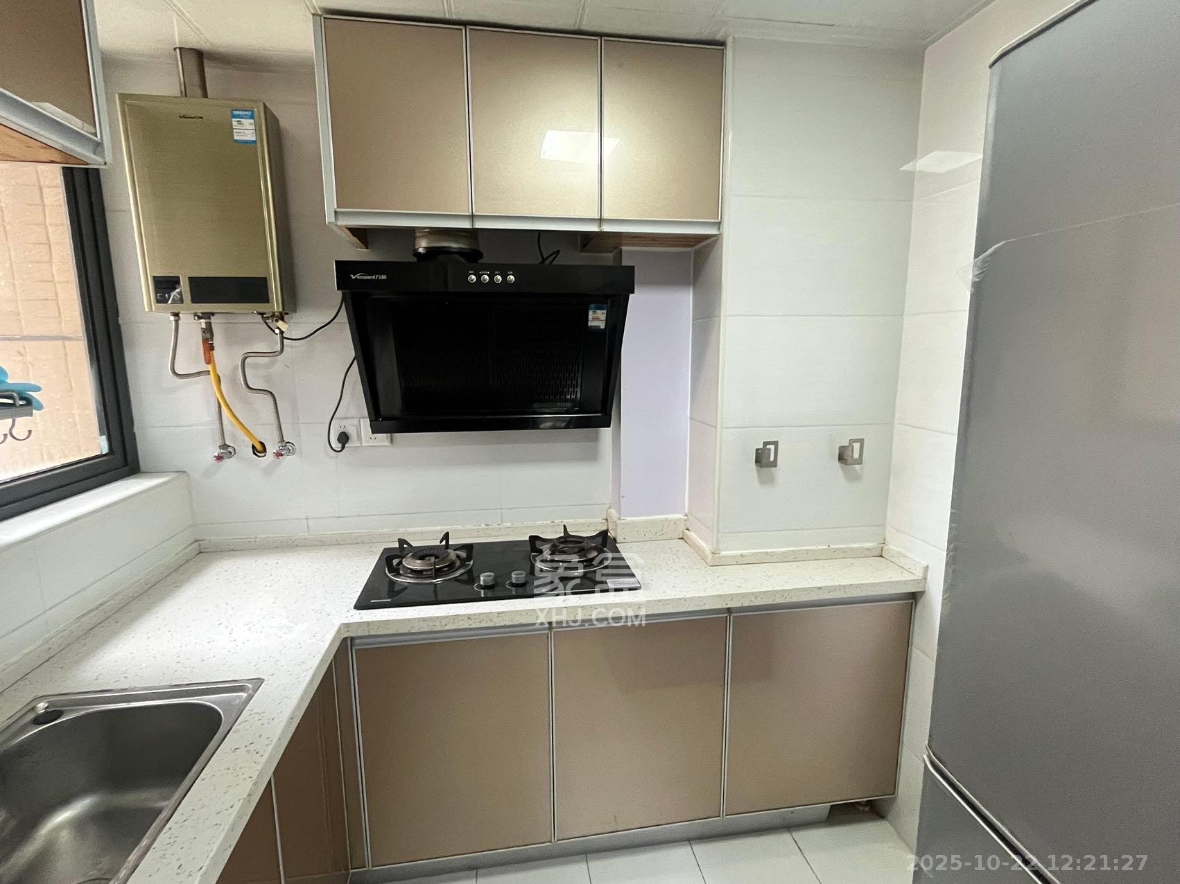 荣盛花语馨苑  2室2厅1卫    2200.0元/月室内图