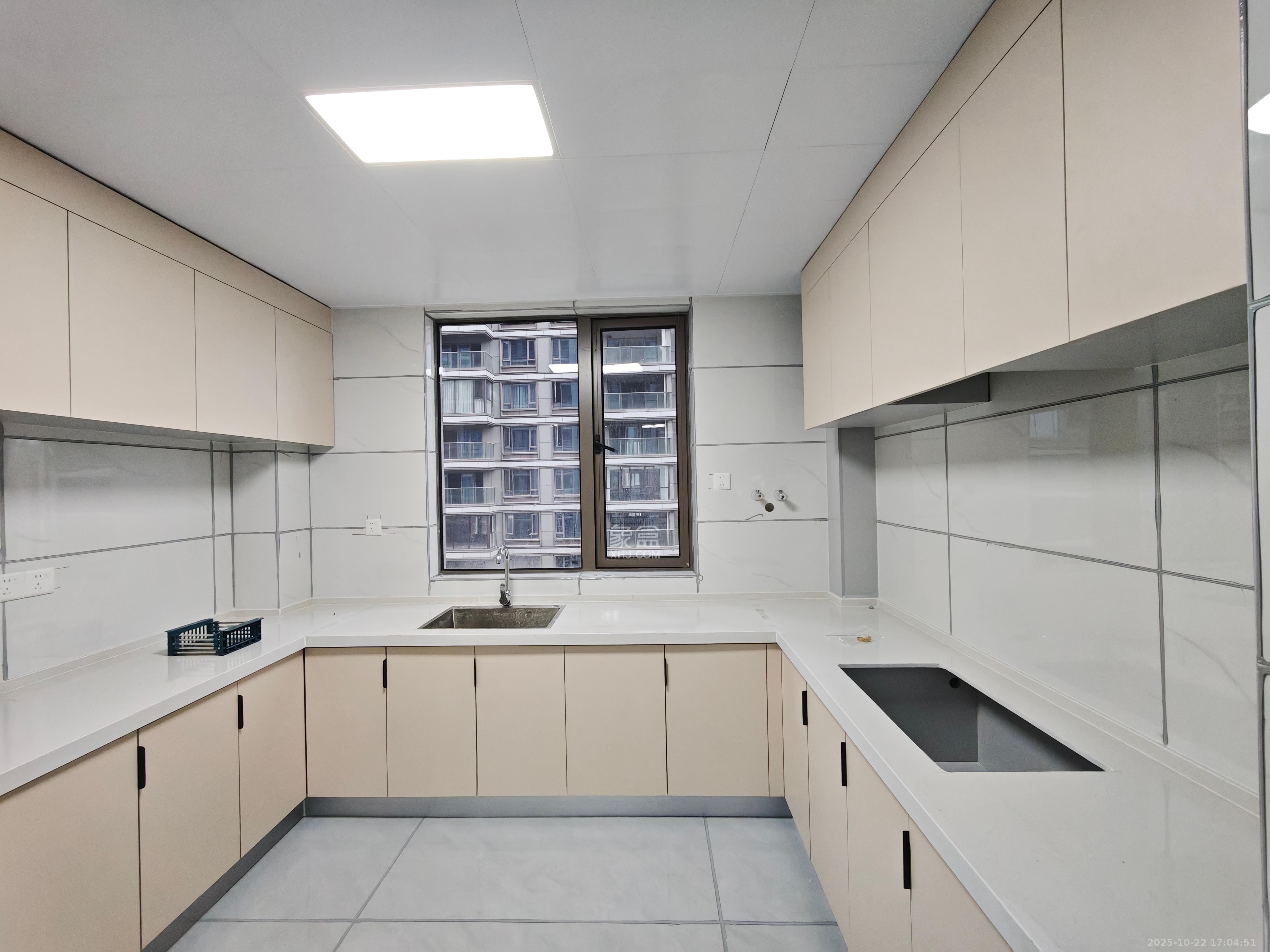 长沙檀府 4室2厅2卫 8000.0元/月 长沙檀府 4室2厅2卫 8000.0元/月室内图