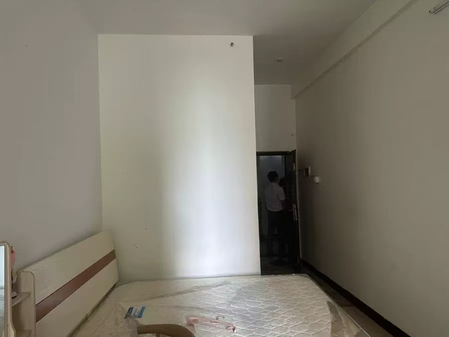 嘉茂大厦  2室2厅2卫    66.75万 嘉茂大厦  2室2厅2卫    66.75万室内图