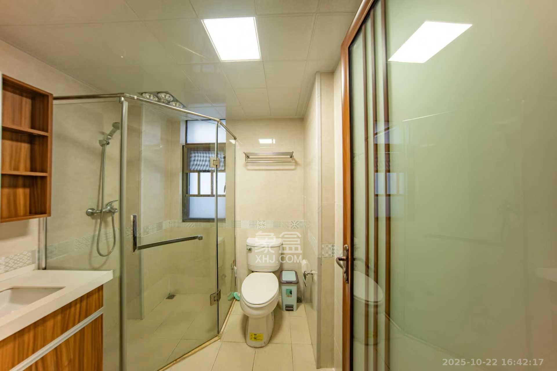 江山帝景哈佛  3室2厅1卫    2300.0元/月 江山帝景哈佛  3室2厅1卫    2300.0元/月室内图