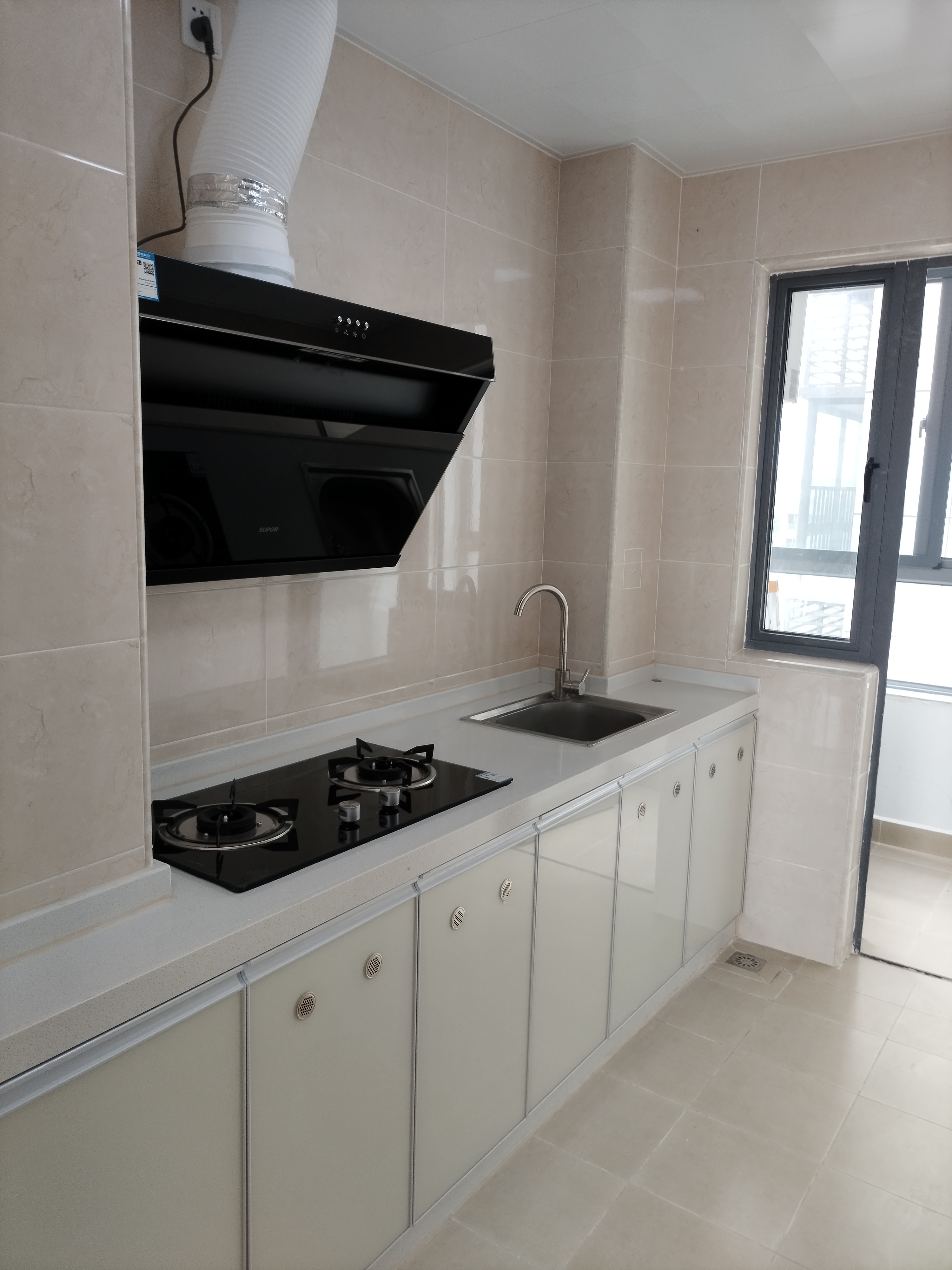 坡巷雅苑  4室2厅2卫    3800.0元/月 坡巷雅苑  4室2厅2卫    3800.0元/月室内图