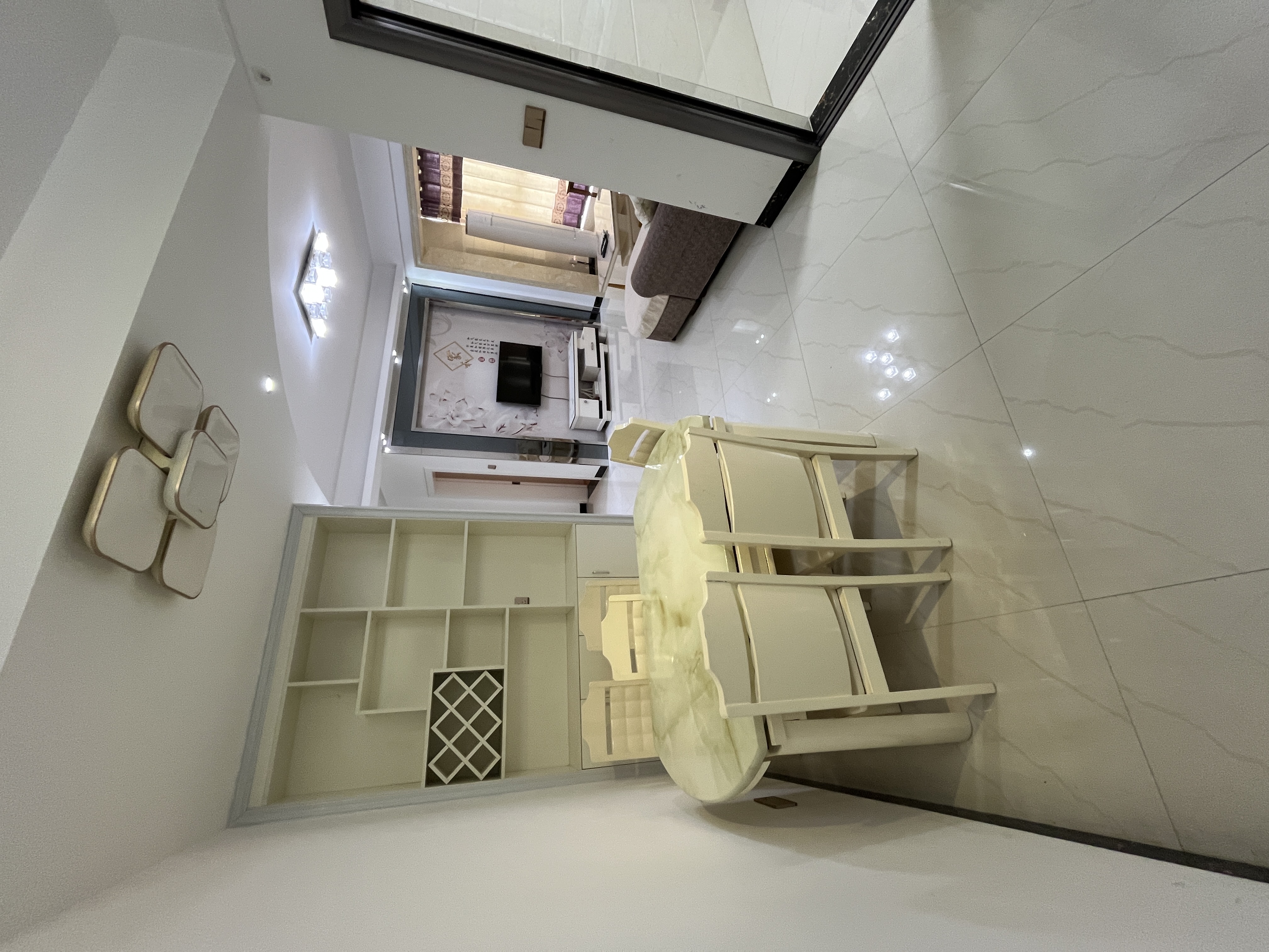 华新苑 2室2厅1卫 1900.0元/月 华新苑 2室2厅1卫 1900.0元/月室内图