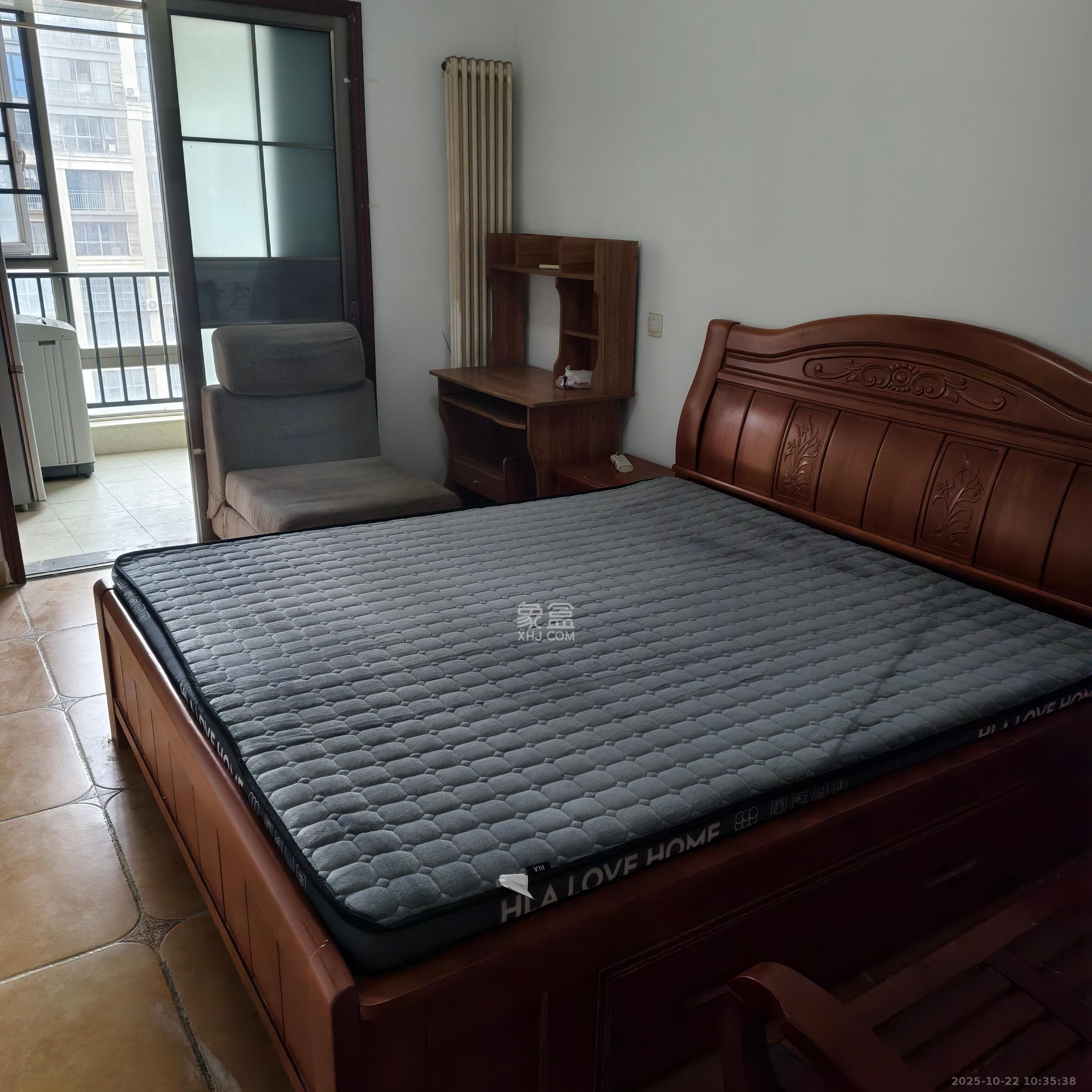 怡海星城  1室1厅1卫    800.0元/月